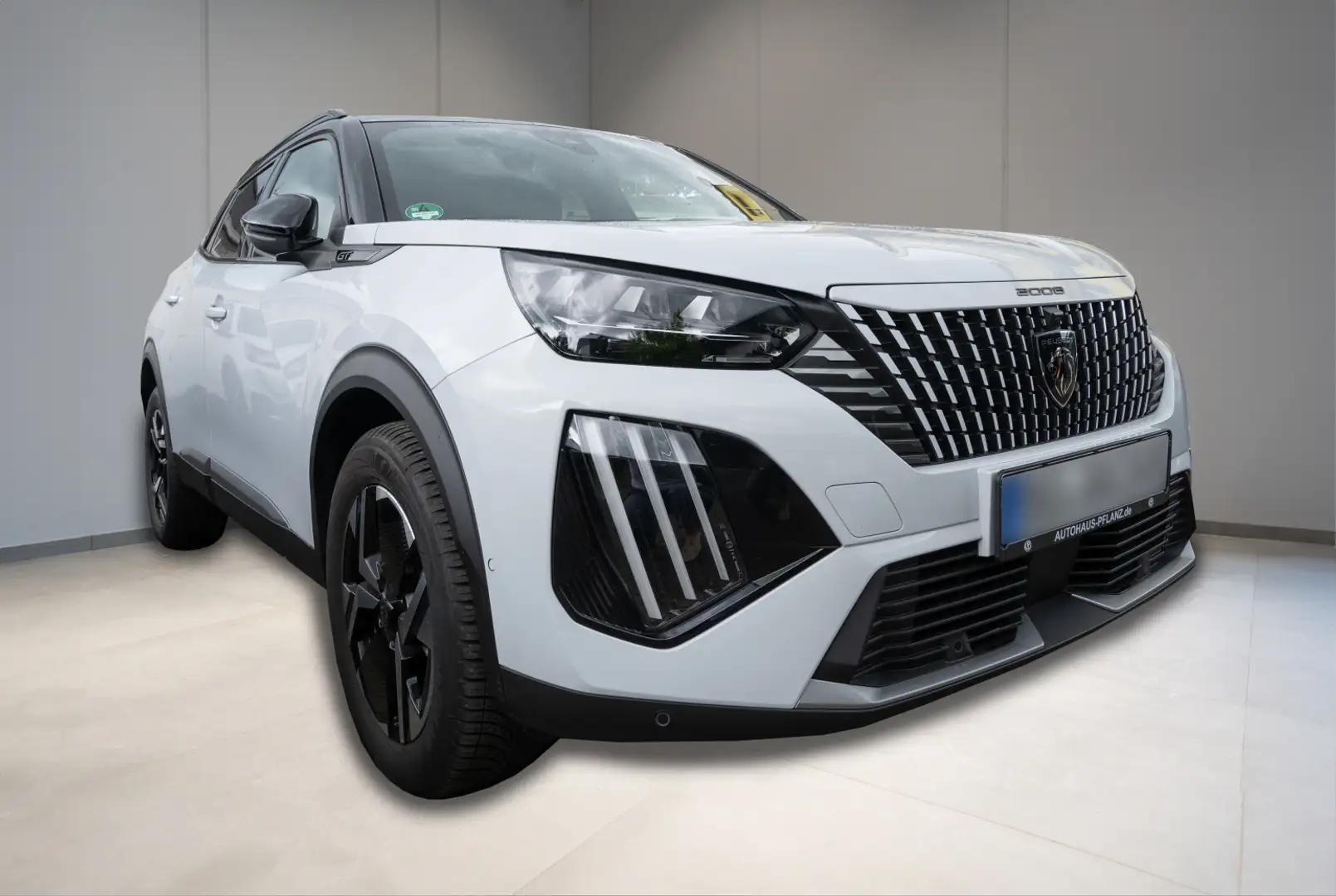 Peugeot 2008 GT HYBRID 145 e-DSC6 Weiß - 2