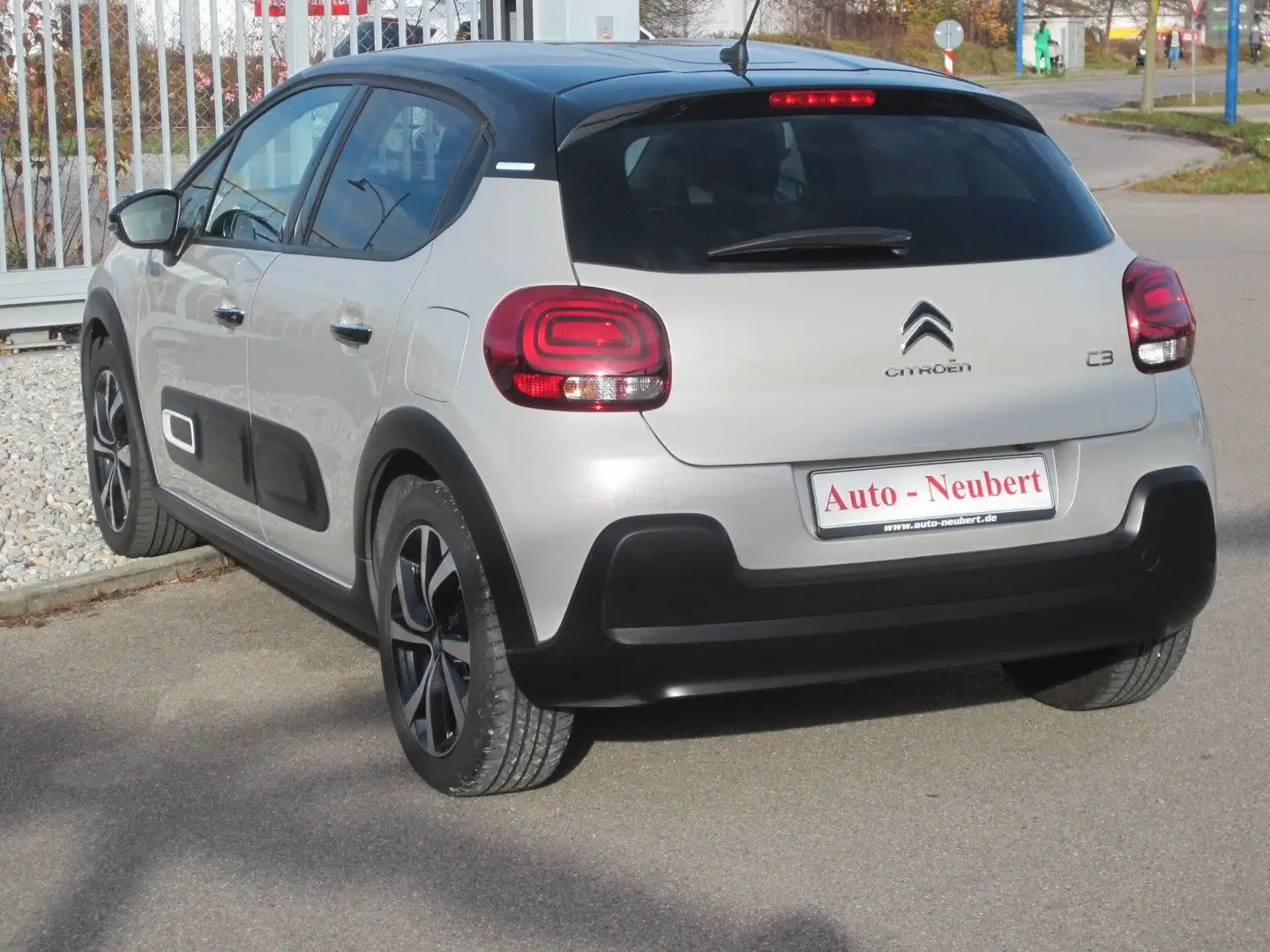 Citroen C3 Shine Pack Grau - 2