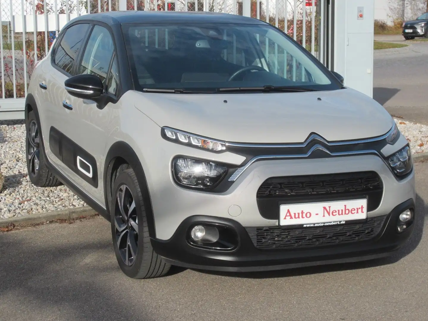 Citroen C3 Shine Pack Grau - 1