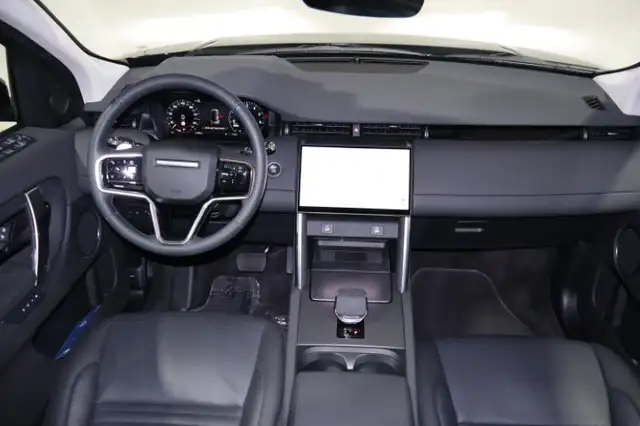 Land Rover Discovery Sport view 11