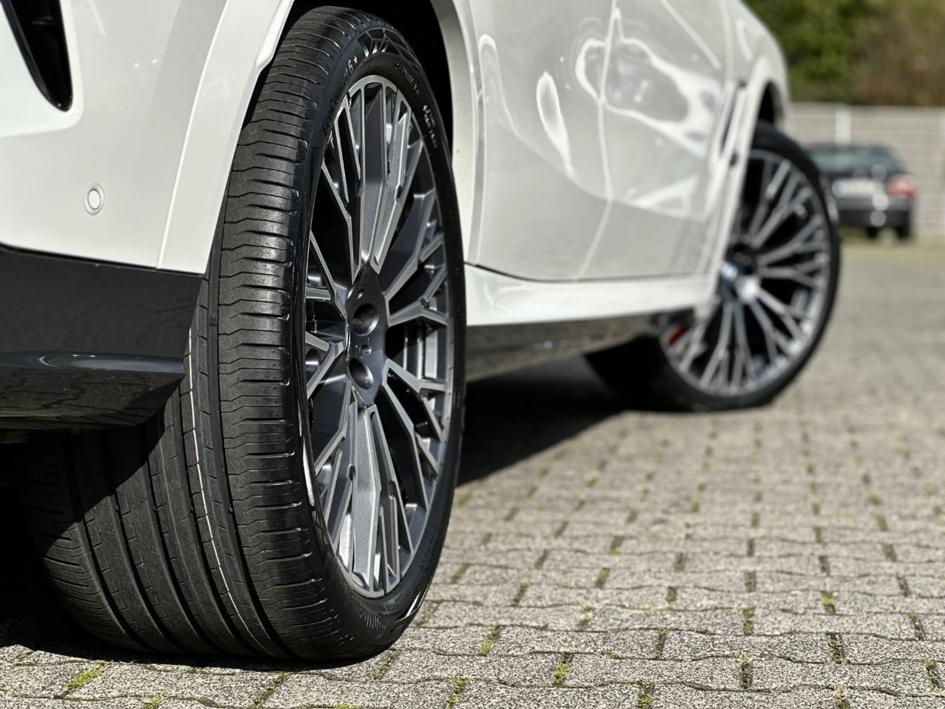 BMW X6 M60i xDrive Gestiksteuerung HK HiFi DAB LED — photo 6
