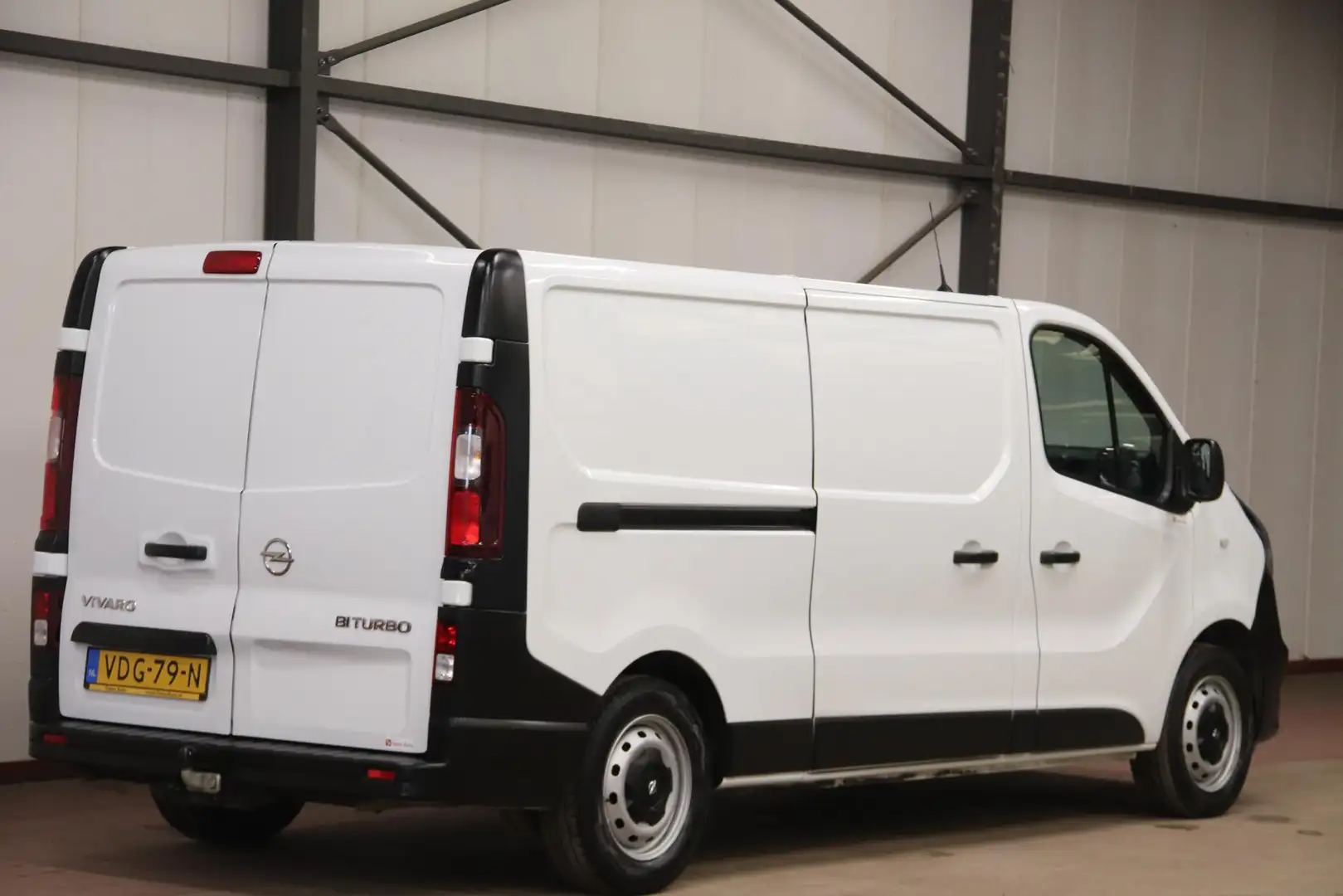 Opel Vivaro 1.6 CDTI L2H1 WERKPLAATSINRICHTING Blanc - 2