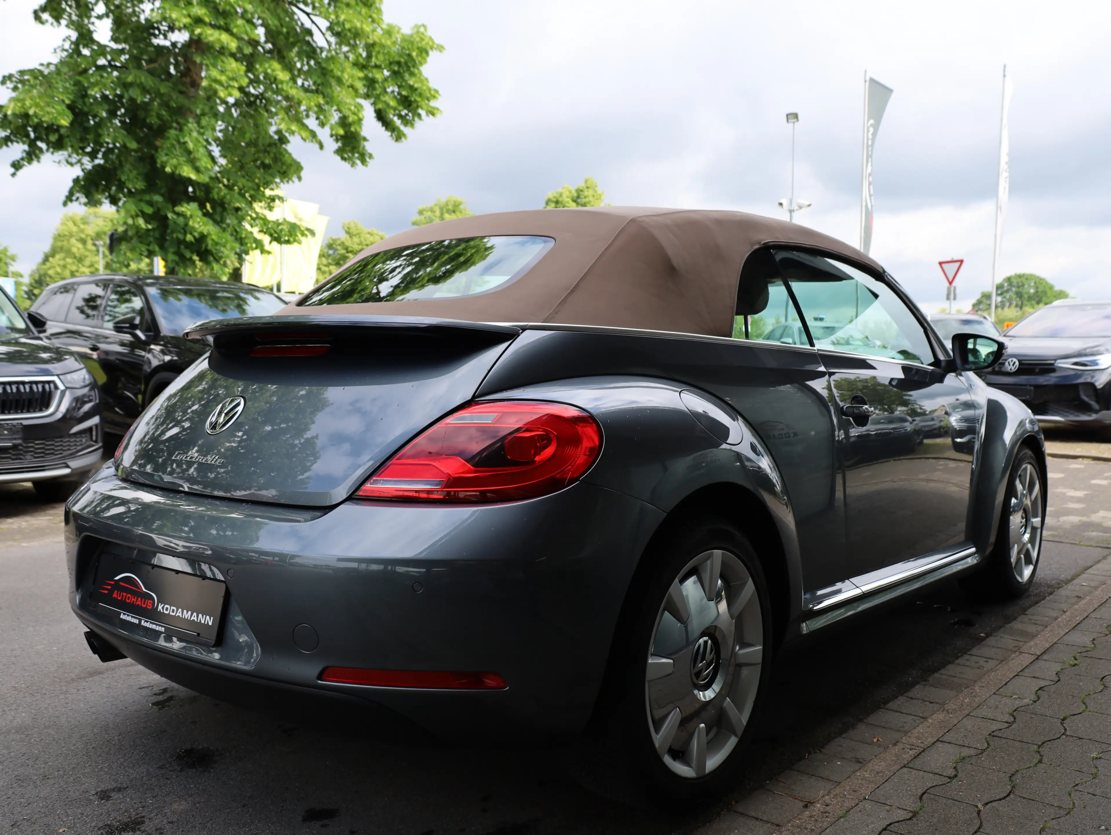 Volkswagen Beetle 2.0 TDI 70?s Design*Navi*Keyless*Tempomat — photo 11