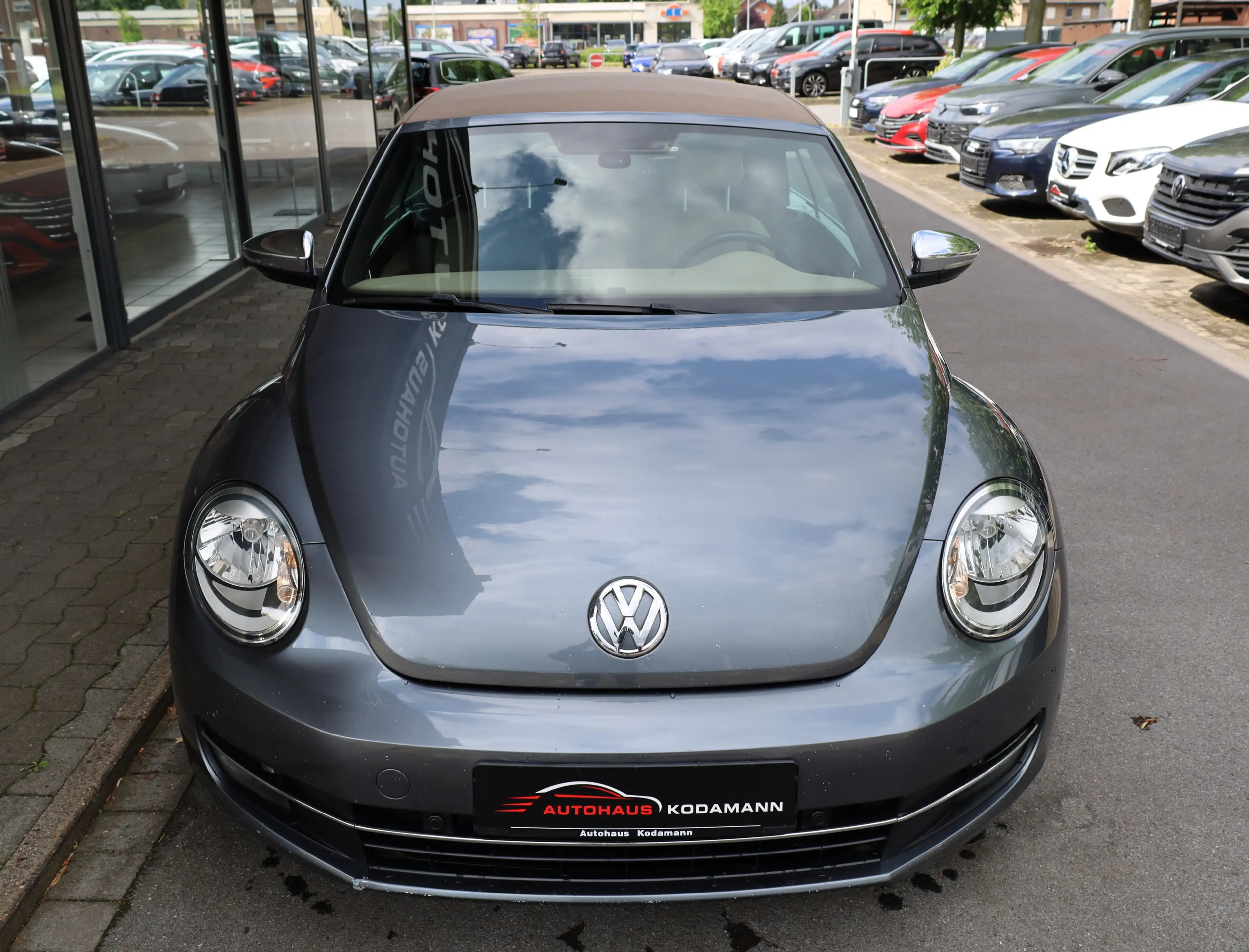 Volkswagen Beetle 2.0 TDI 70?s Design*Navi*Keyless*Tempomat — photo 2