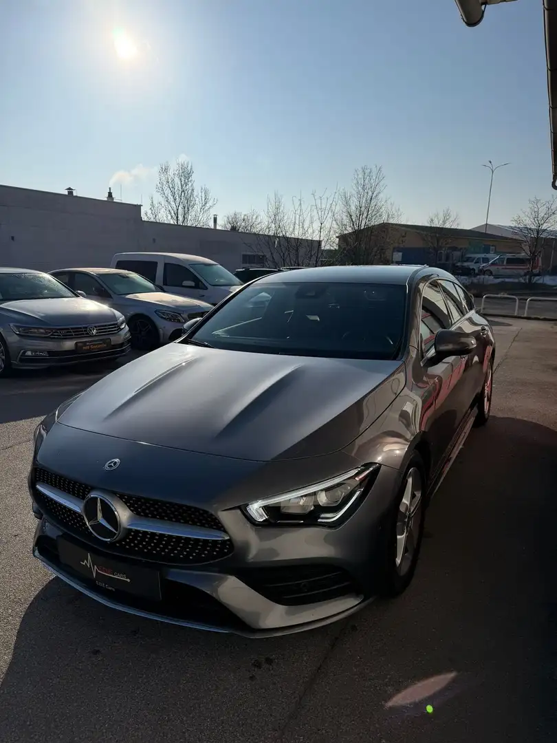 Mercedes-Benz CLA 180 CLA 180 d Shooting Brake AMG Line Grau - 2