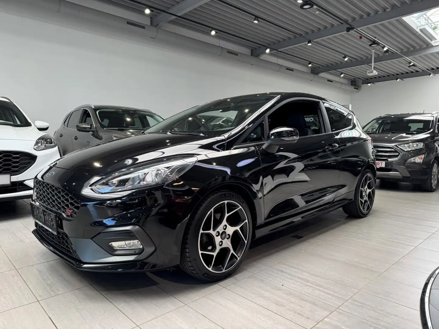Ford Fiesta ST 1.5i Ecoboost 200PK M6 Nero - 1