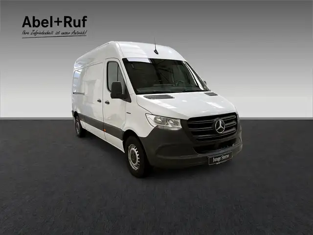 Mercedes-Benz Esprinter view 5