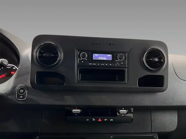Mercedes-Benz Esprinter view 15