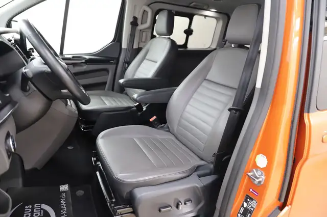 Ford Tourneo Custom view 11