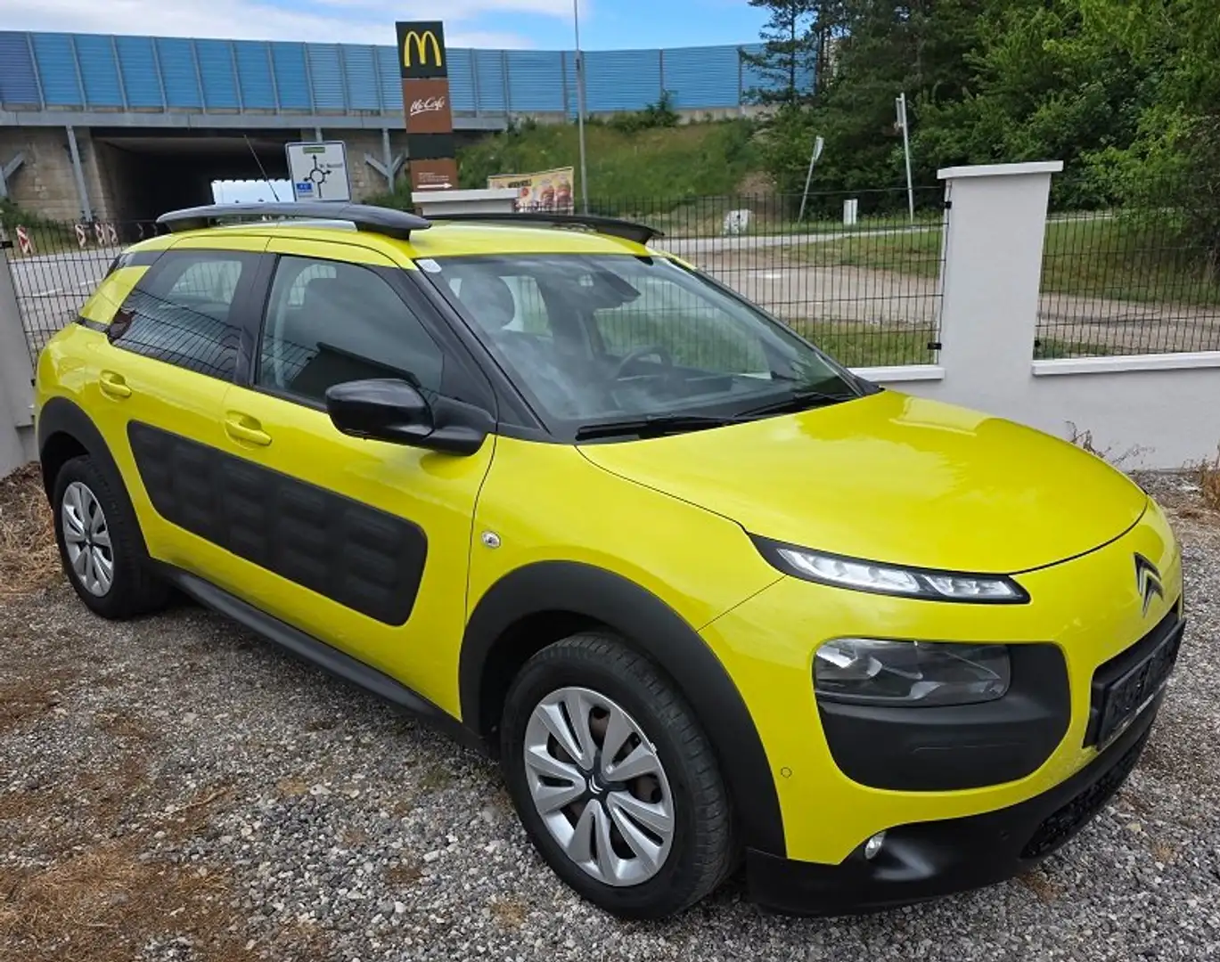 Citroen C4 Cactus C4 Cactus 1,2 VTI82 Feel Beige - 2