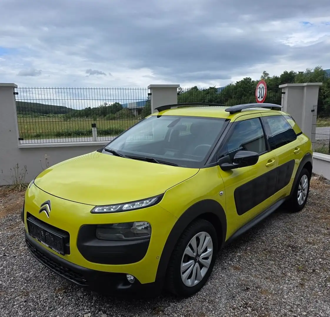 Citroen C4 Cactus C4 Cactus 1,2 VTI82 Feel Beige - 1