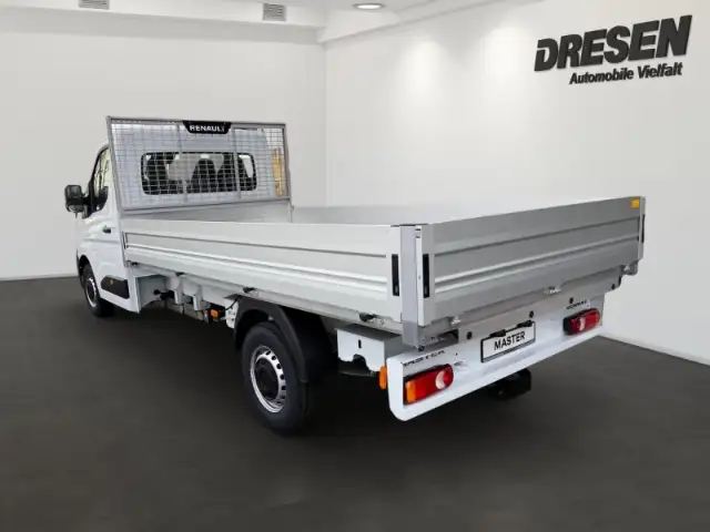 Renault Master view 4
