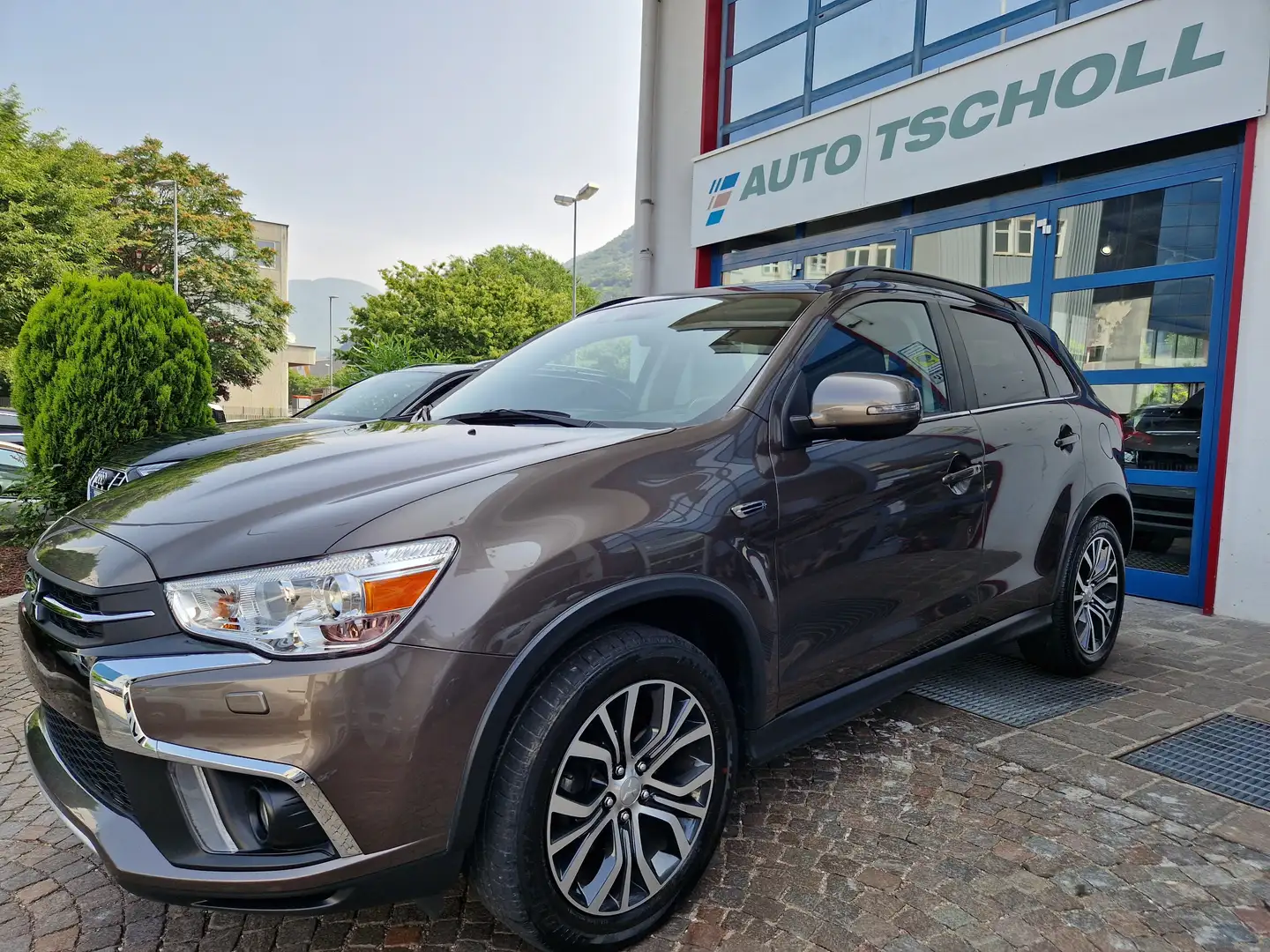 Mitsubishi ASX 2.2 DI-D 150Cv 4WD Aut. Edition+ Keyless Navi 18" Marrone - 1
