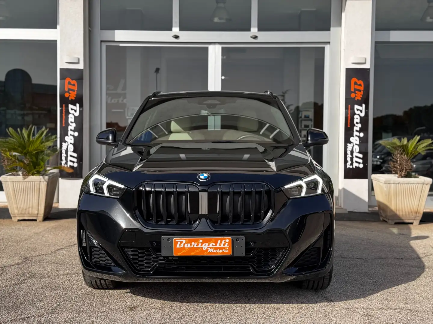 BMW X1 X1 sdrive18d MSport auto Noir - 1