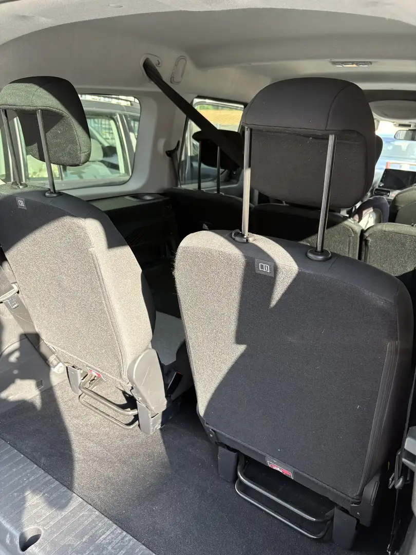 Citroen Berlingo ë-Berlingo XL Elektromotor 136 SHINE - 7Sitze Grau - 2