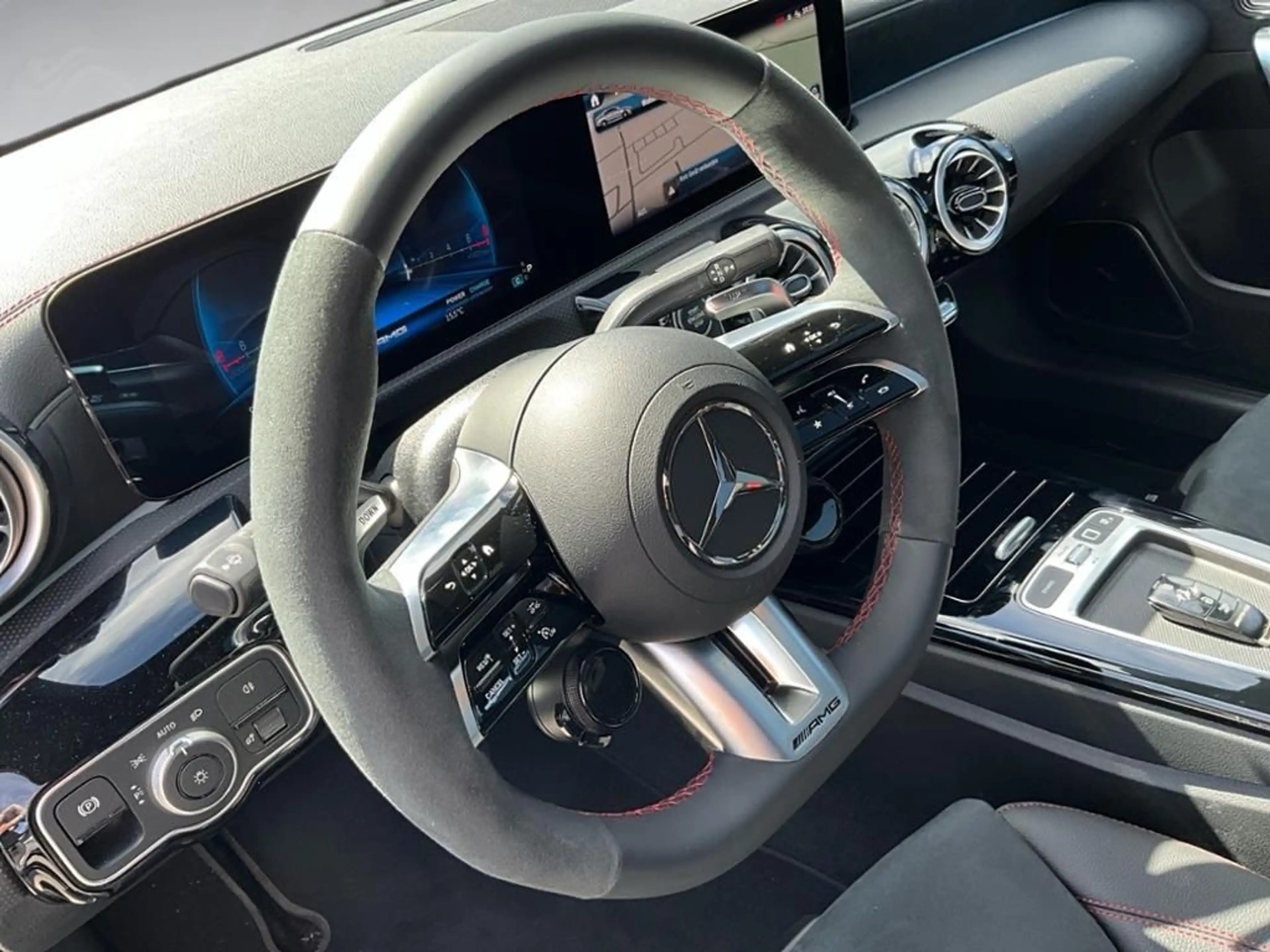 Mercedes-Benz CLA 35 AMG AMG CLA 35 4M 360 AUT Fernlichtass. Kam. KeyLess — photo 9