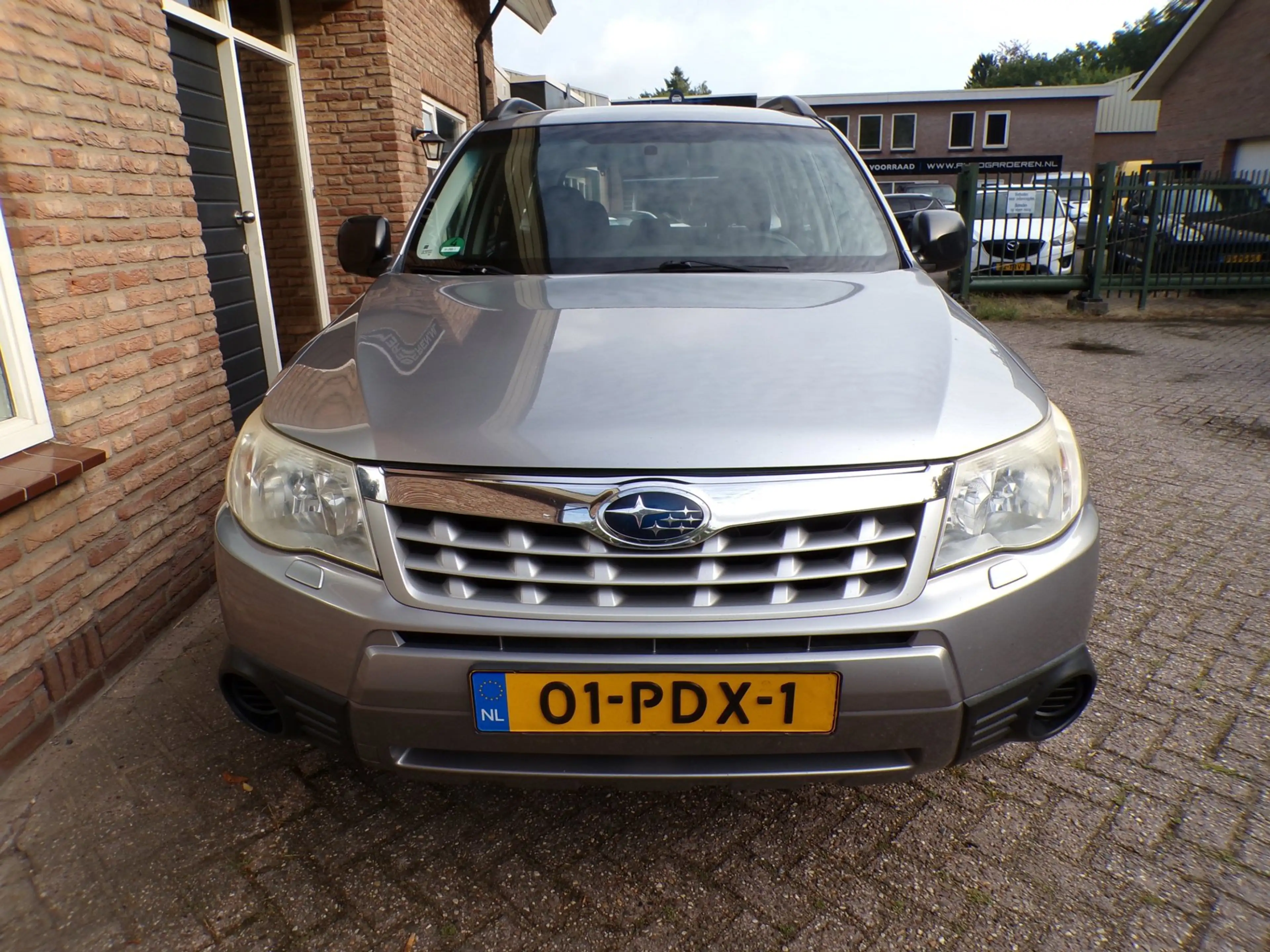 Subaru Forester 2.0 X Intro — photo 8