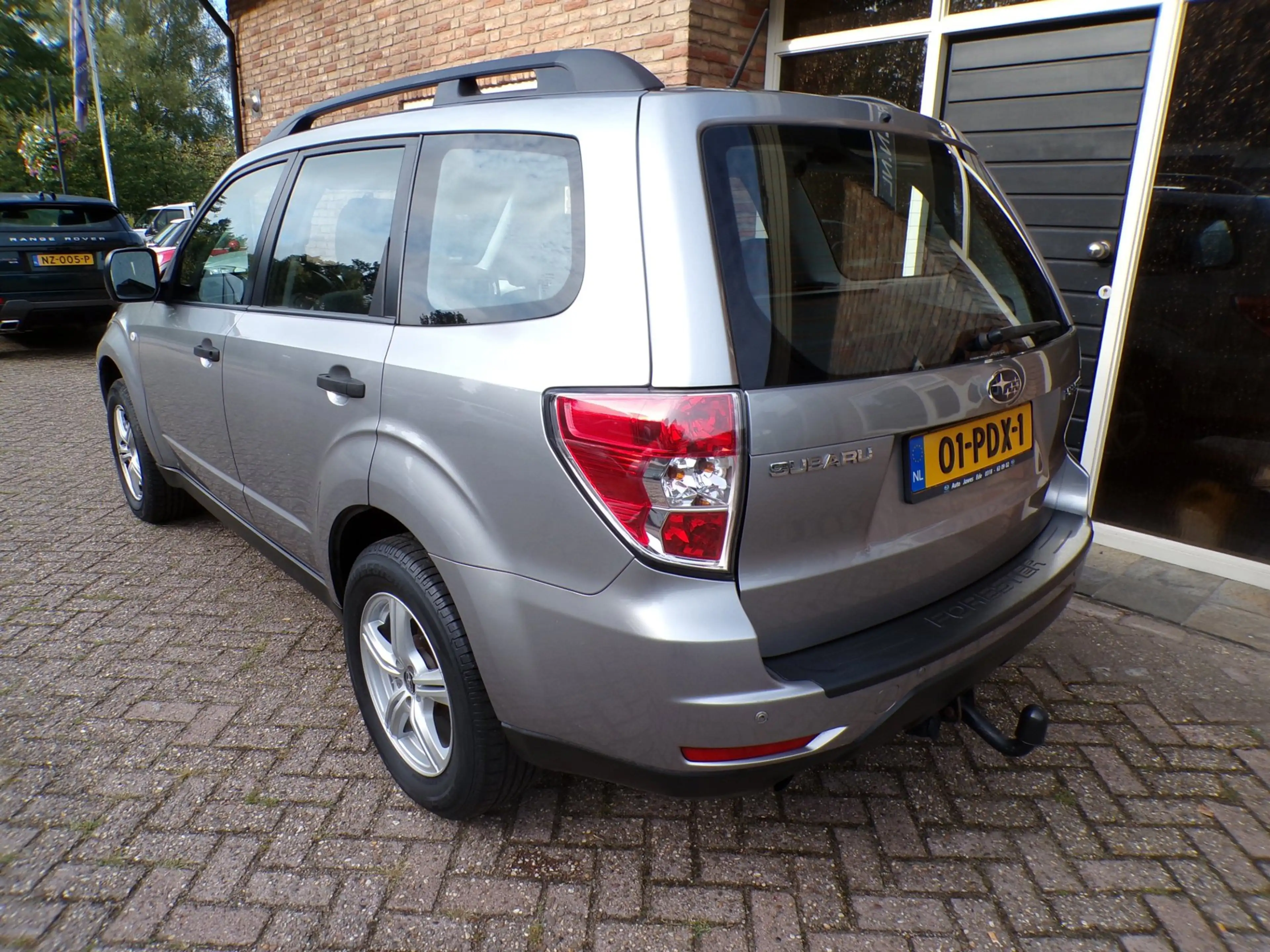 Subaru Forester 2.0 X Intro — photo 3