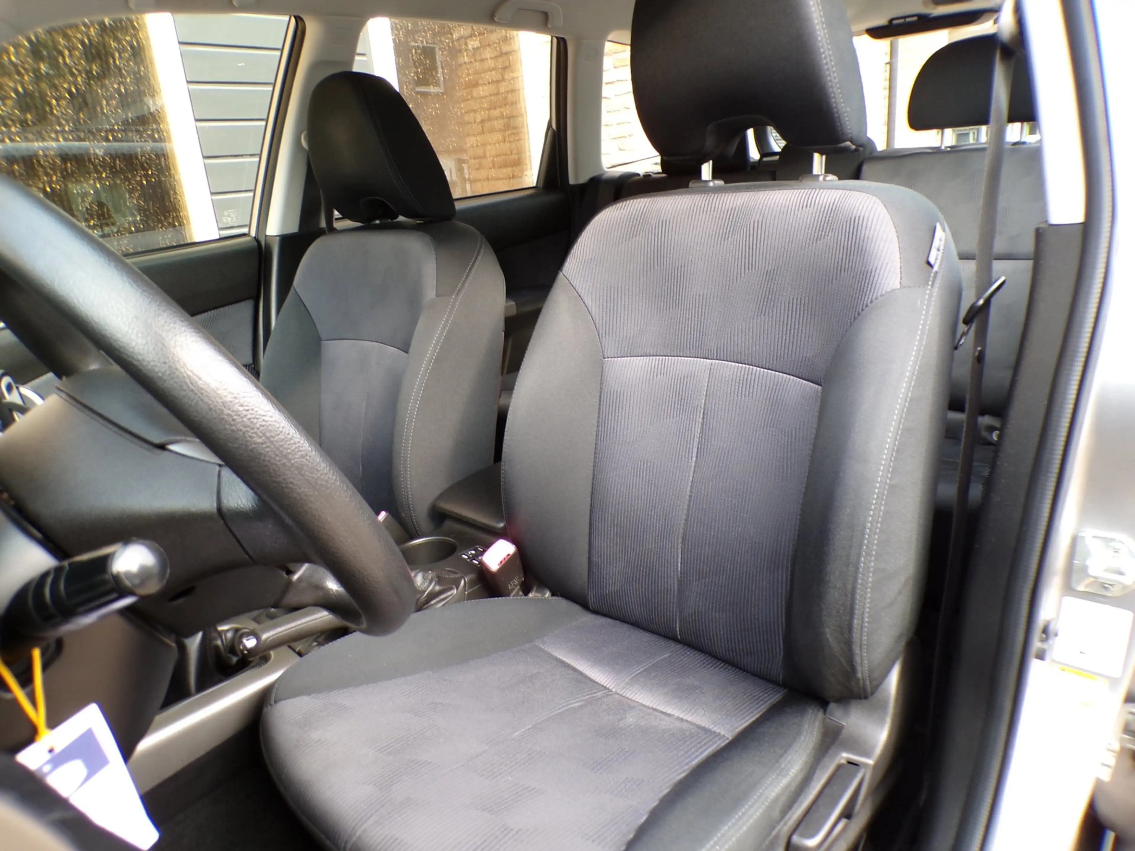 Subaru Forester 2.0 X Intro — photo 12