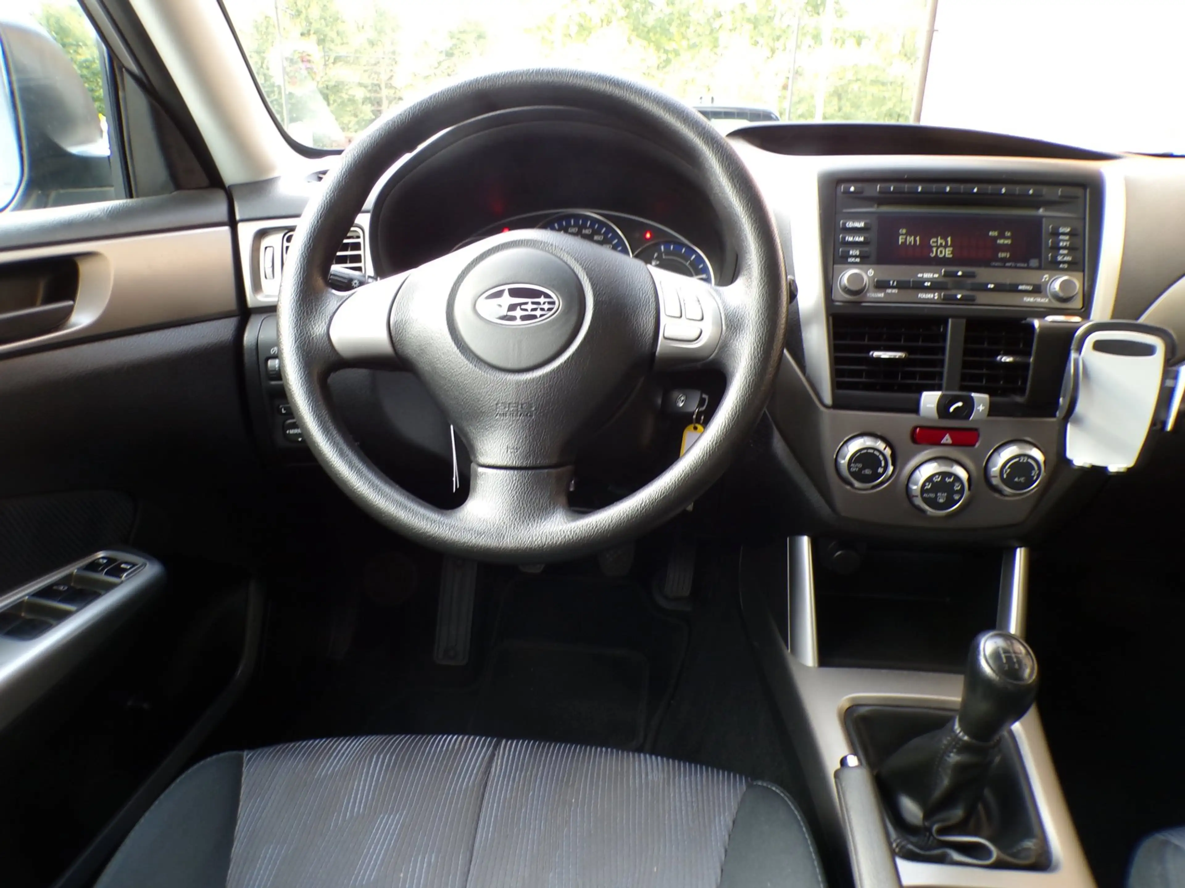 Subaru Forester 2.0 X Intro — photo 5
