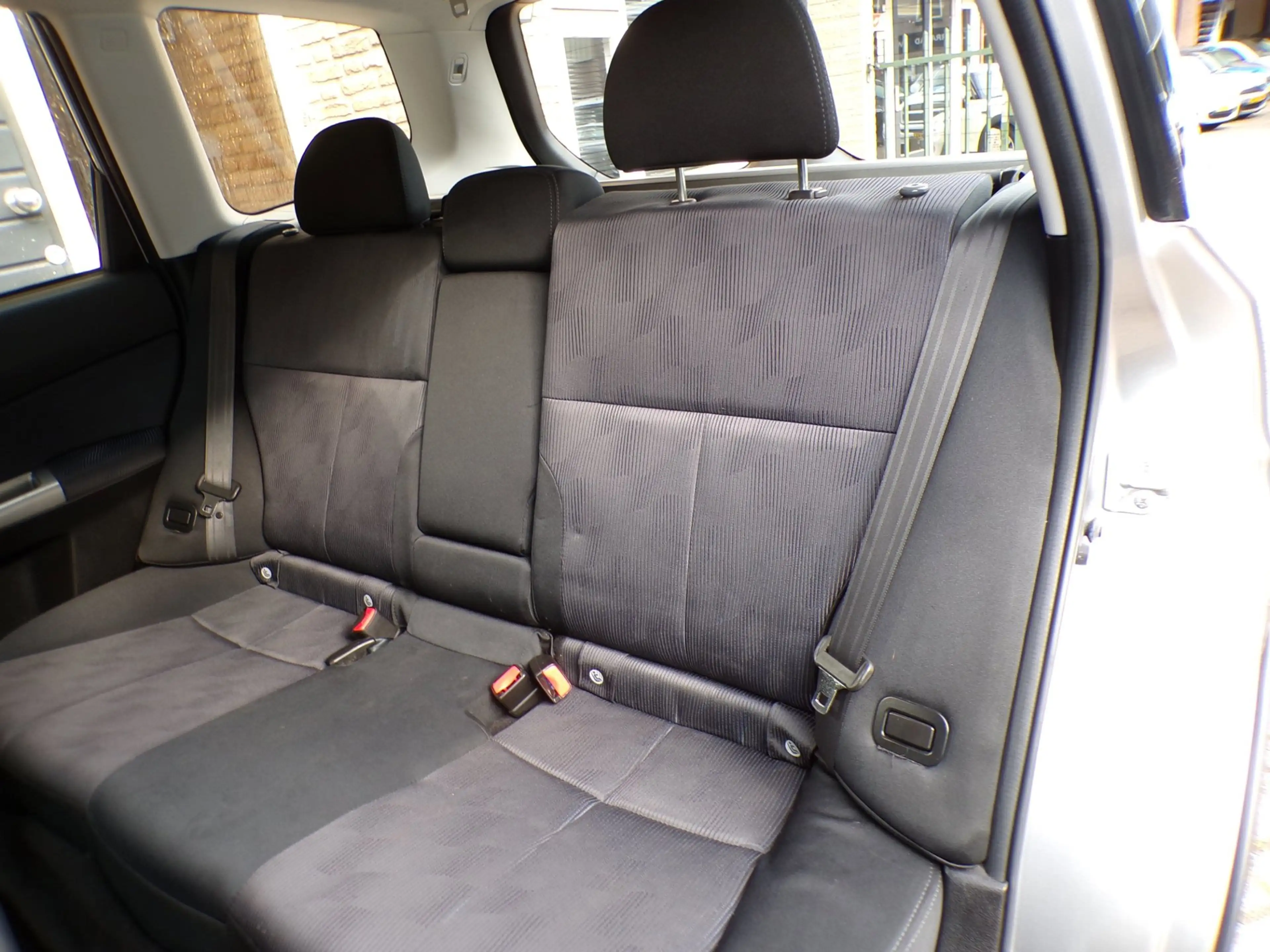 Subaru Forester 2.0 X Intro — photo 14