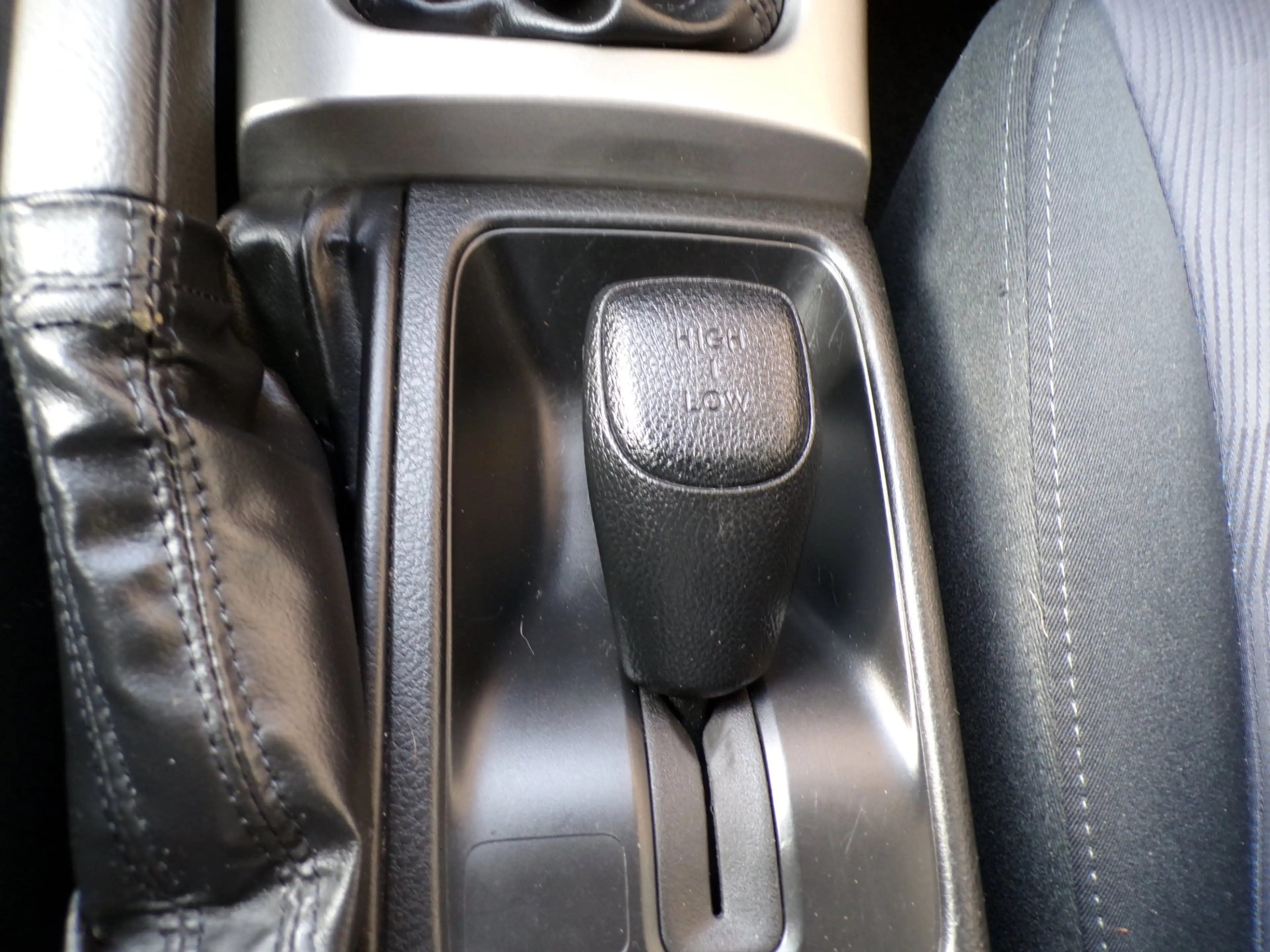 Subaru Forester 2.0 X Intro — photo 16