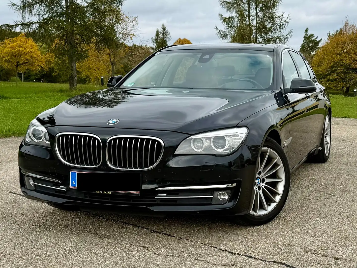 BMW 730 730d xDrive Aut. Schwarz - 1