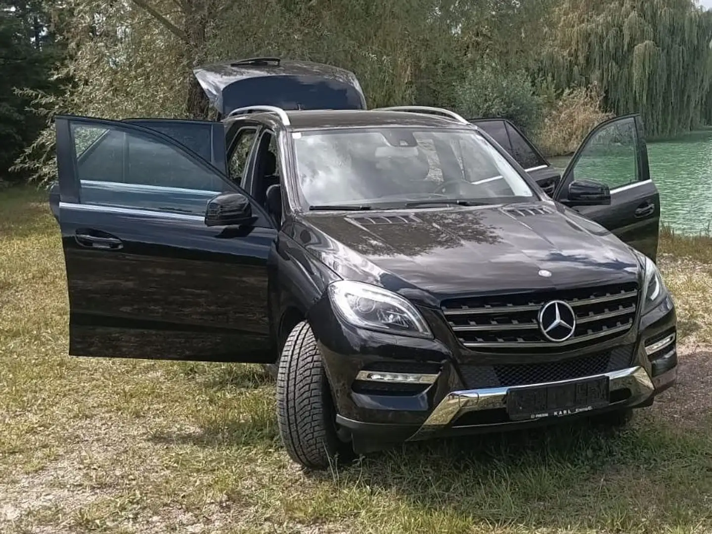 Mercedes-Benz ML 350 ML 350 BlueTEC 4MATIC Aut. DPF Schwarz - 1