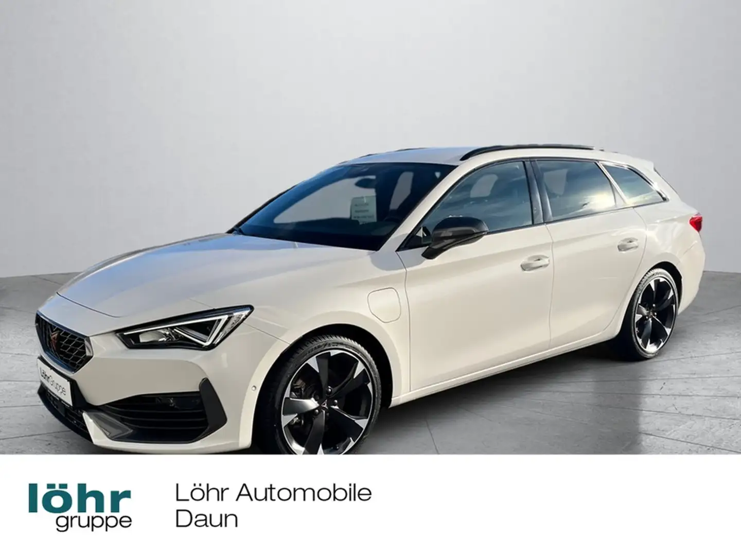 CUPRA Leon ST 1,4 e-Hybrid Automatic Weiß - 1