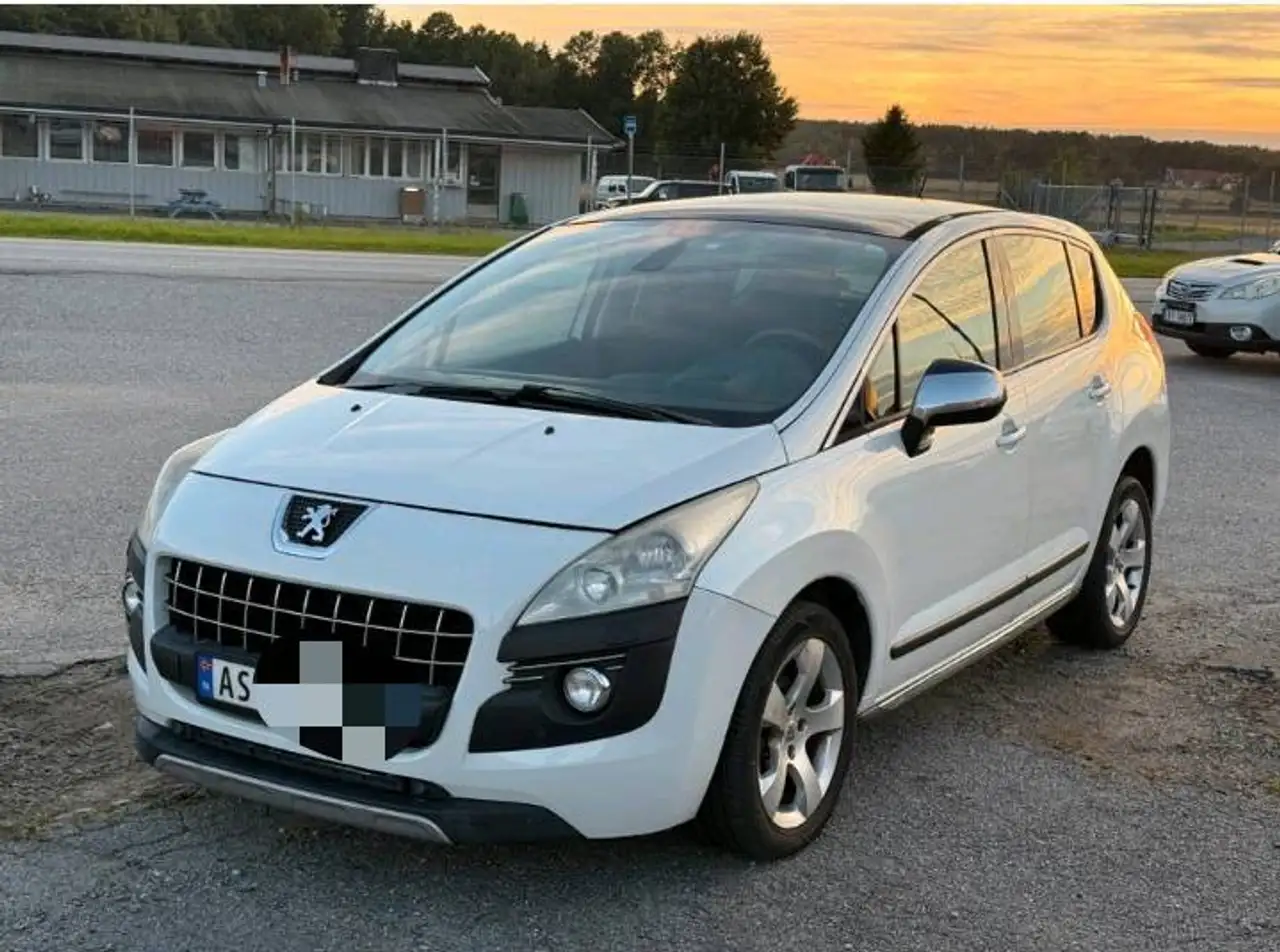 Peugeot 3008 2.0 HDI 150 FAP BUSINESS PACK VU