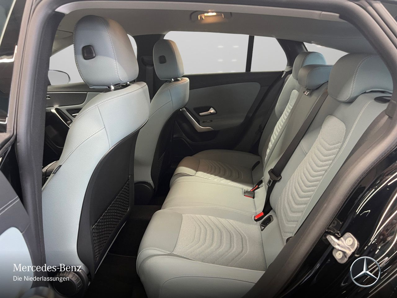 Mercedes-Benz CLA 180 PROGRESSIVE+LED+KAMERA+7G — photo 12