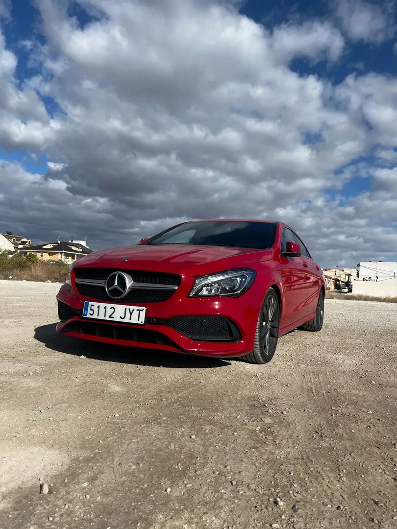 Mercedes-Benz CLA 220 220d AMG Line 7G-DCT 4Matic 177 Rojo - 1