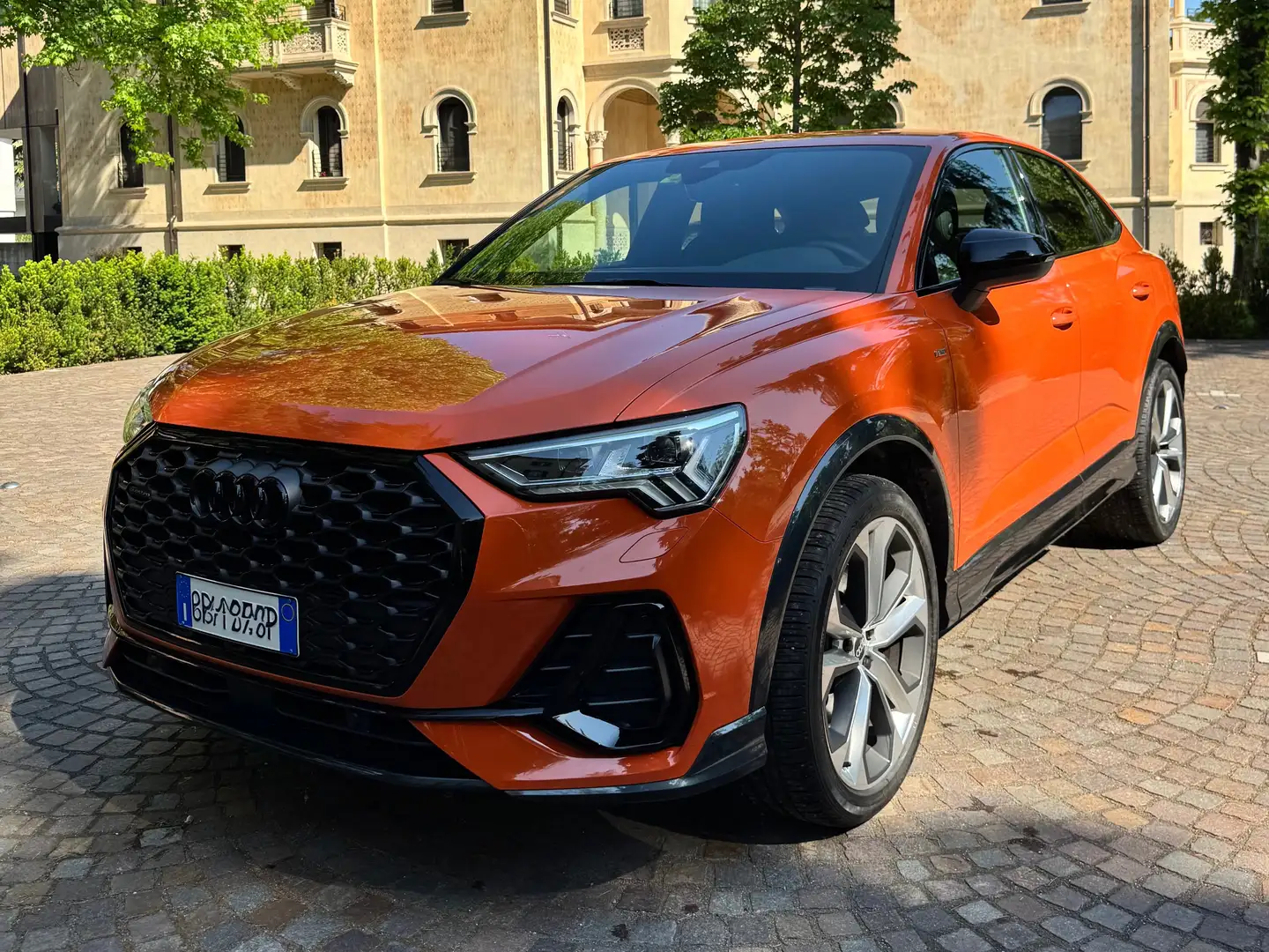 Audi Q3 Q3 Sportback 40 TDI Quattro SLine edition Orange - 1