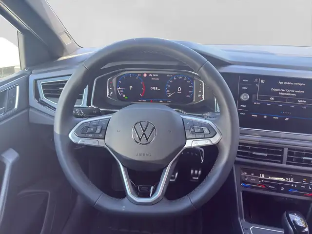 Volkswagen Polo view 9