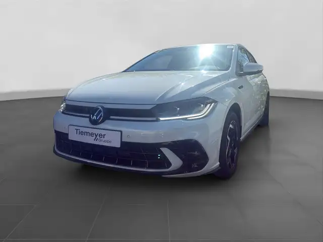 Volkswagen Polo view 2