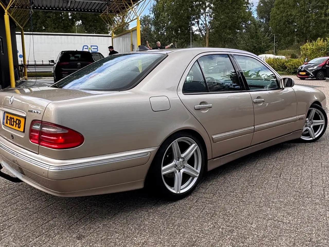Mercedes-Benz E 240 Elegance, foto 3