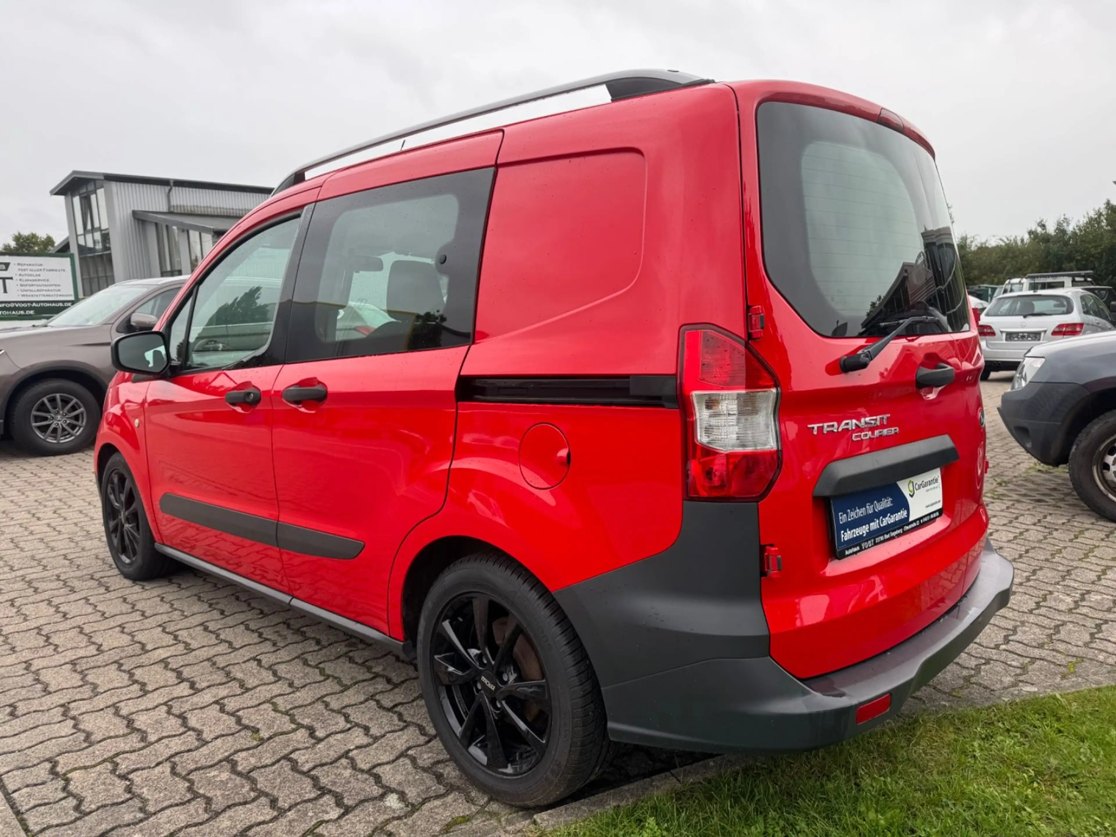 Ford Tourneo Courier 1.5 TDCi Ambiente 2 Hand — photo 6