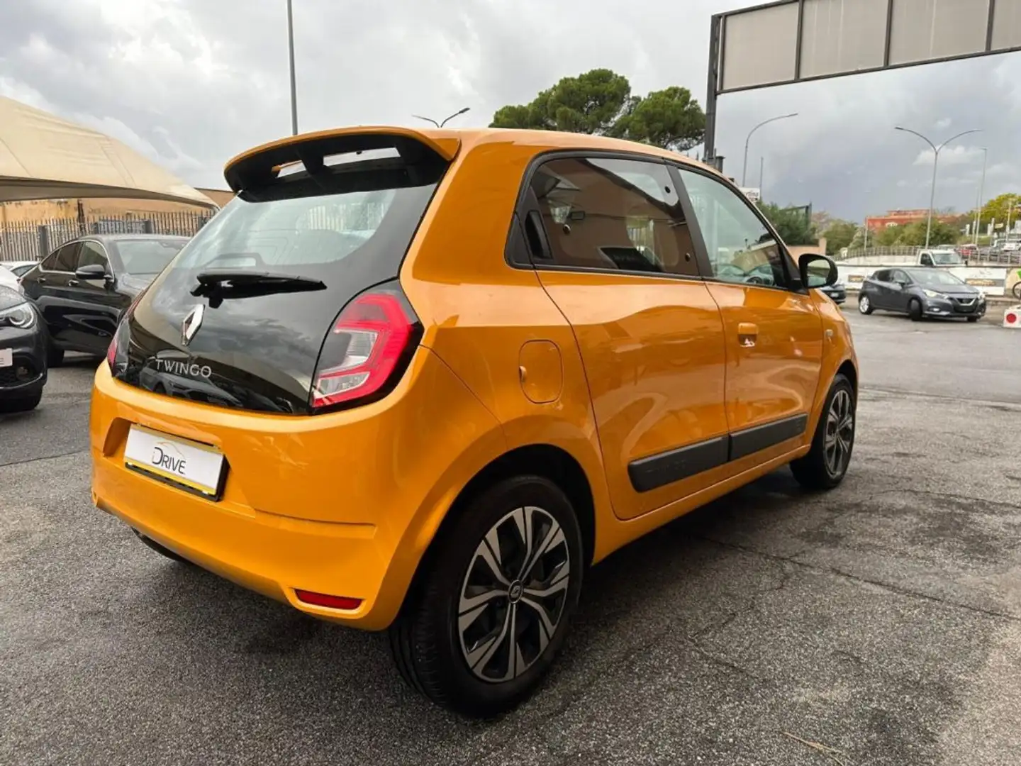 Renault Twingo SCe 65 CV ADATTA A NEOPATENTATI Arancione - 1