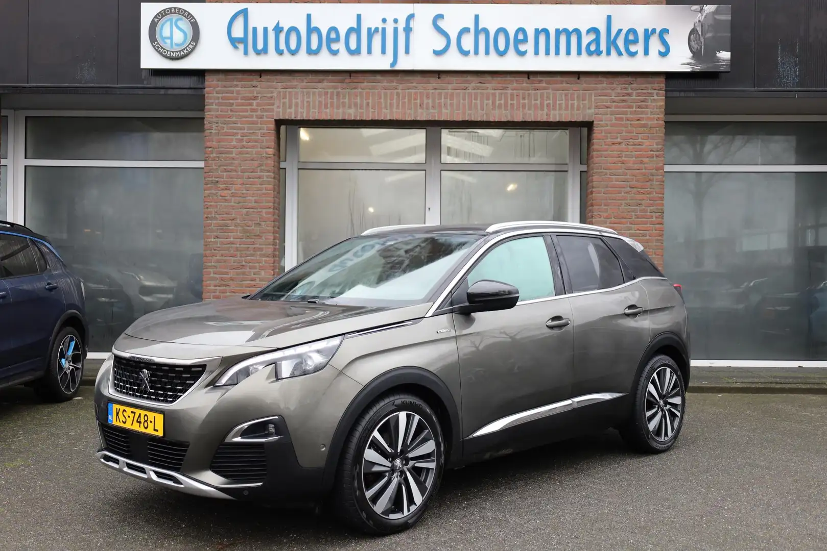 Peugeot 3008 1.2 PureTech GT Line AFN-TREKHAAK PANO 360-CAMERA Grau - 1