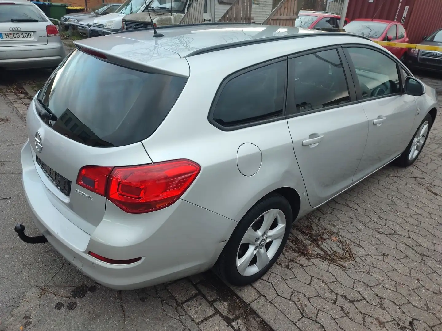 Opel Astra 1,4 ,J Sports Tourer 150 Jahre, anhängerku Silber - 2