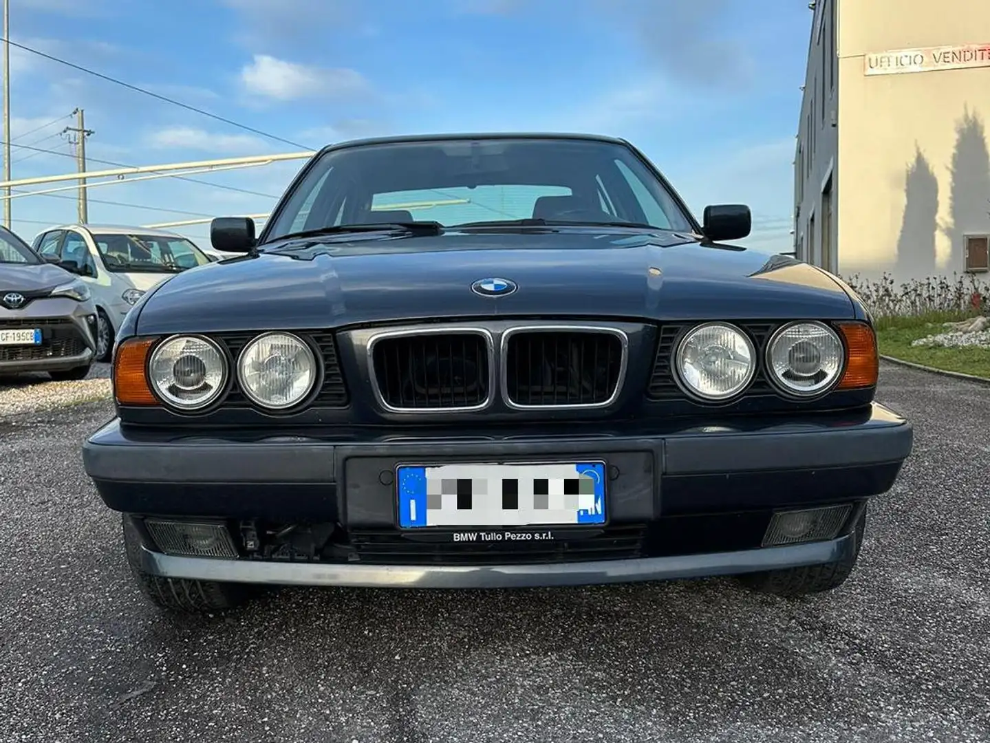 BMW 520 520i Europa - 2