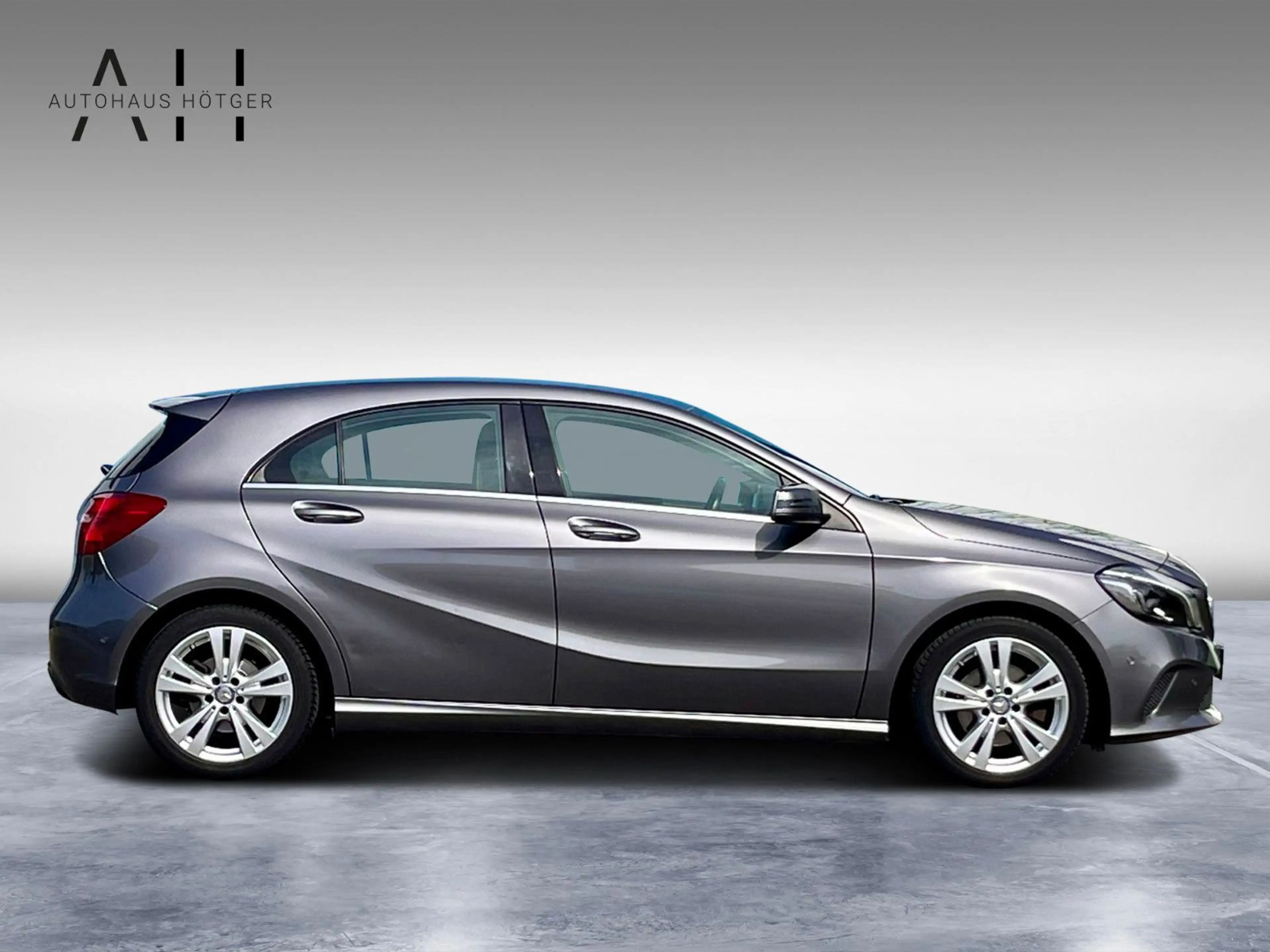 Mercedes-Benz A 200 BlueEfficiency | Urban | Autom. | Navi. — photo 4