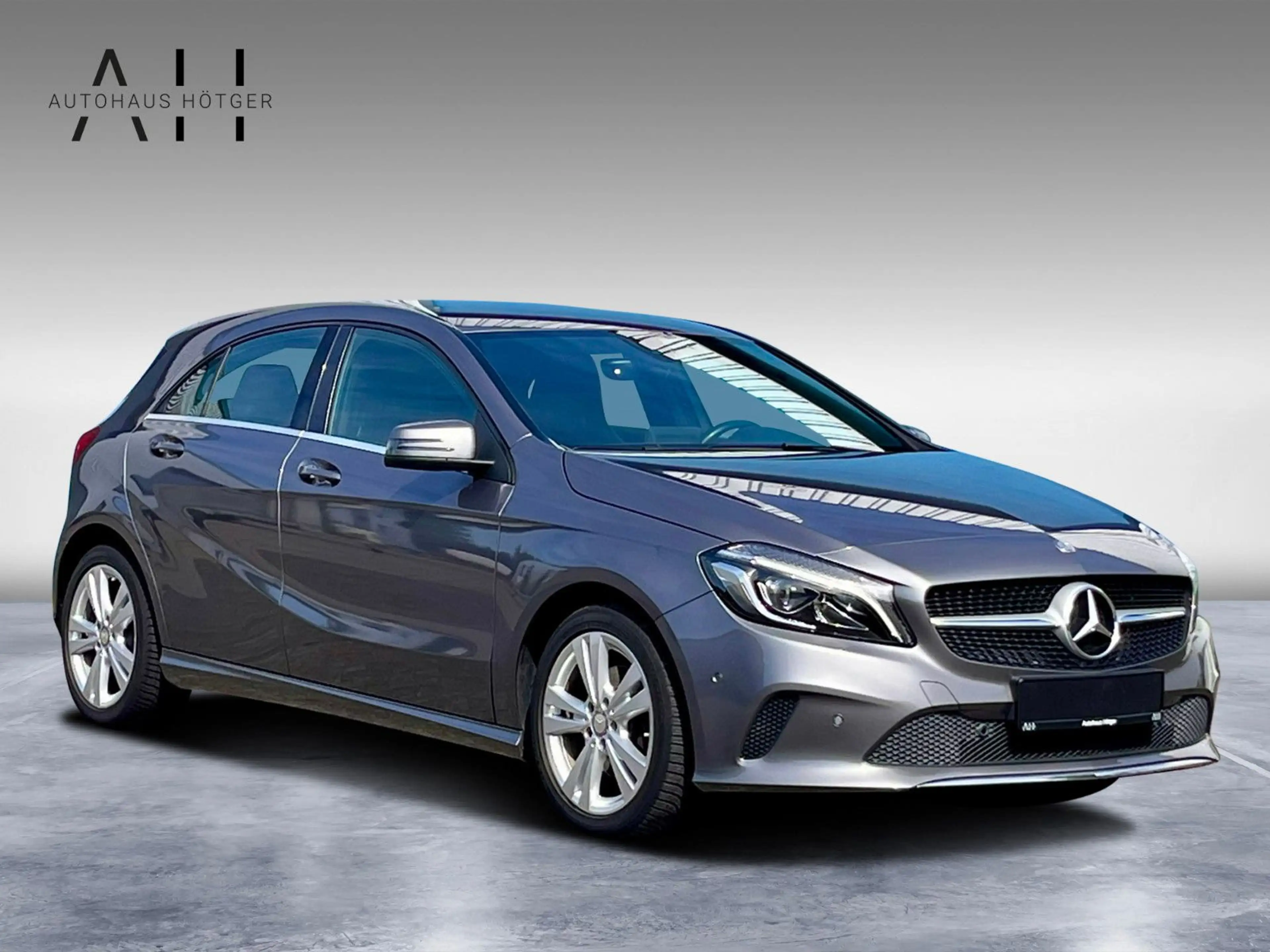 Mercedes-Benz A 200 BlueEfficiency | Urban | Autom. | Navi. — photo 3