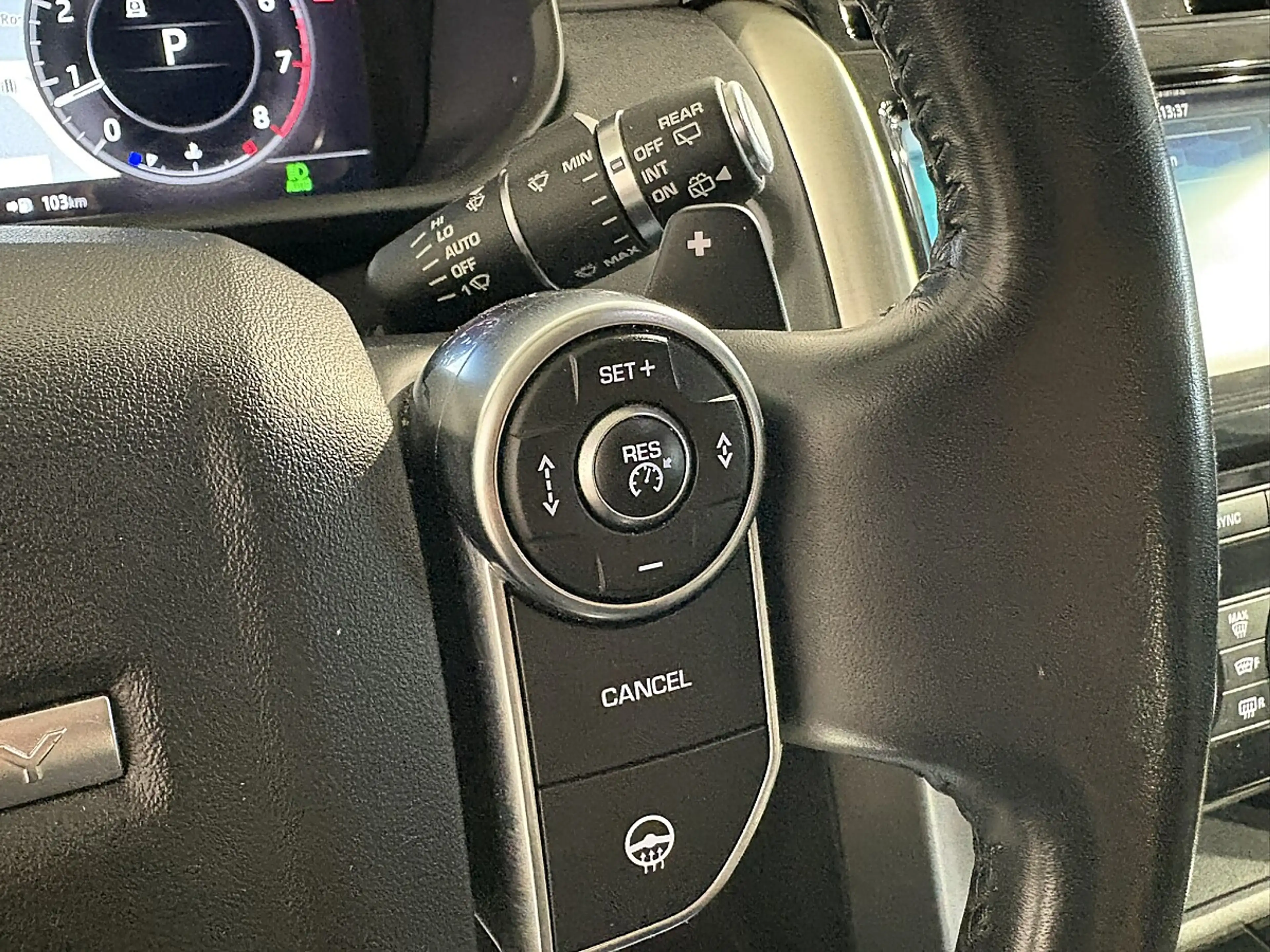Land Rover Discovery 5 3,0 Si6 HSE Aut. — photo 15