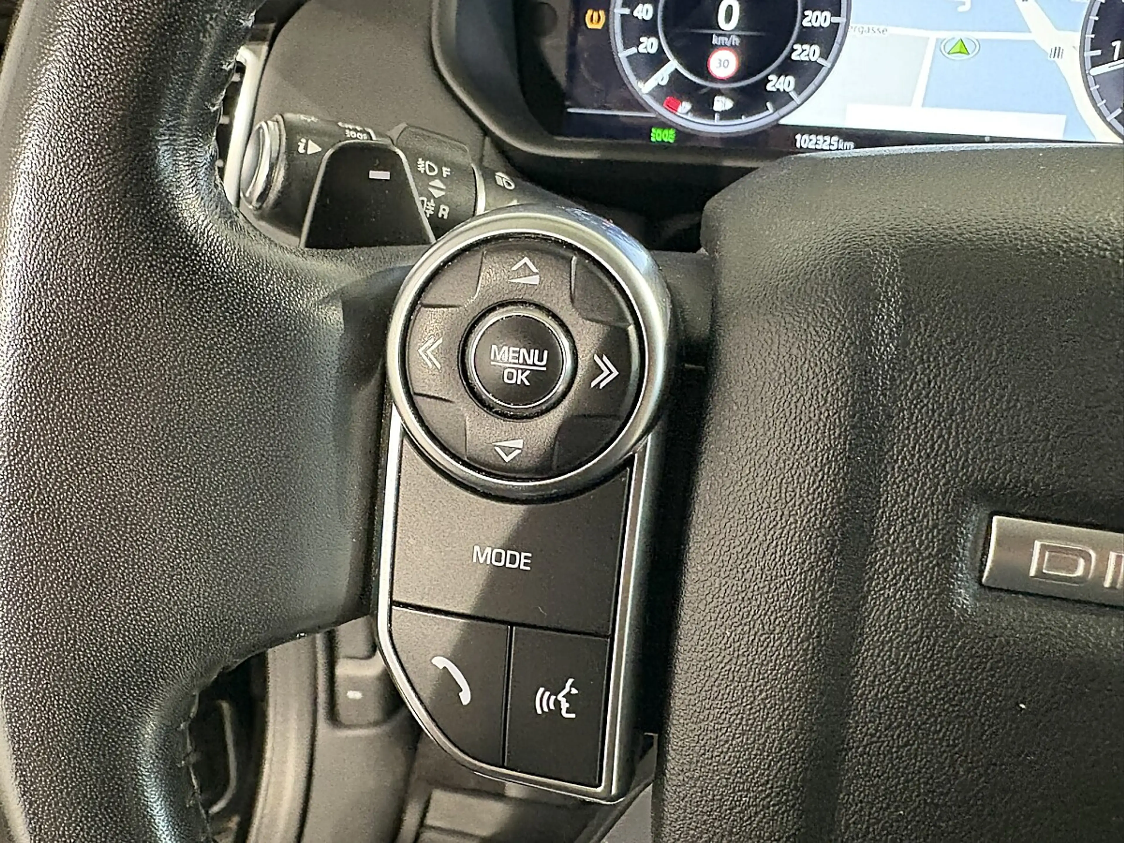 Land Rover Discovery 5 3,0 Si6 HSE Aut. — photo 14