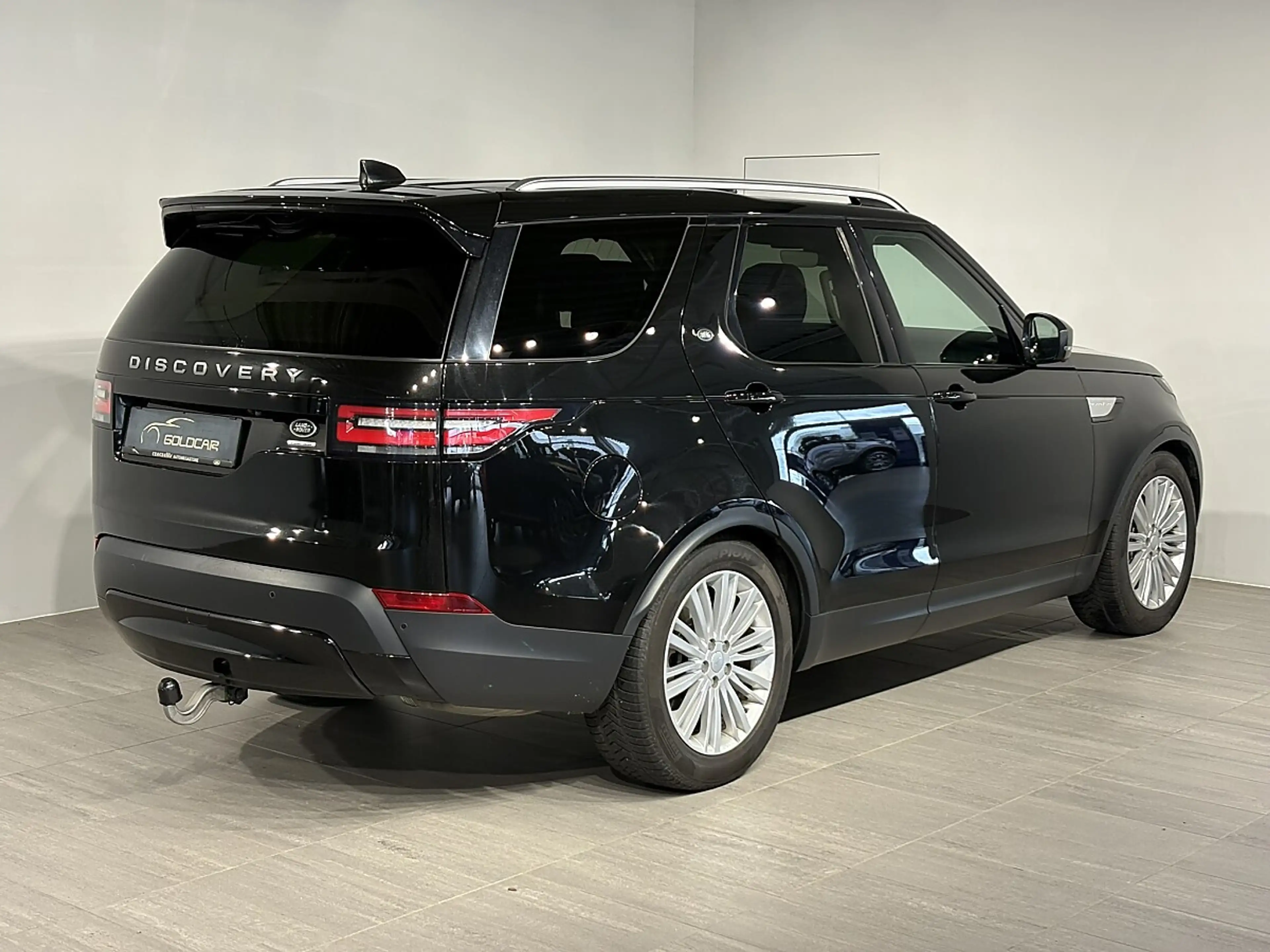Land Rover Discovery 5 3,0 Si6 HSE Aut. — photo 5