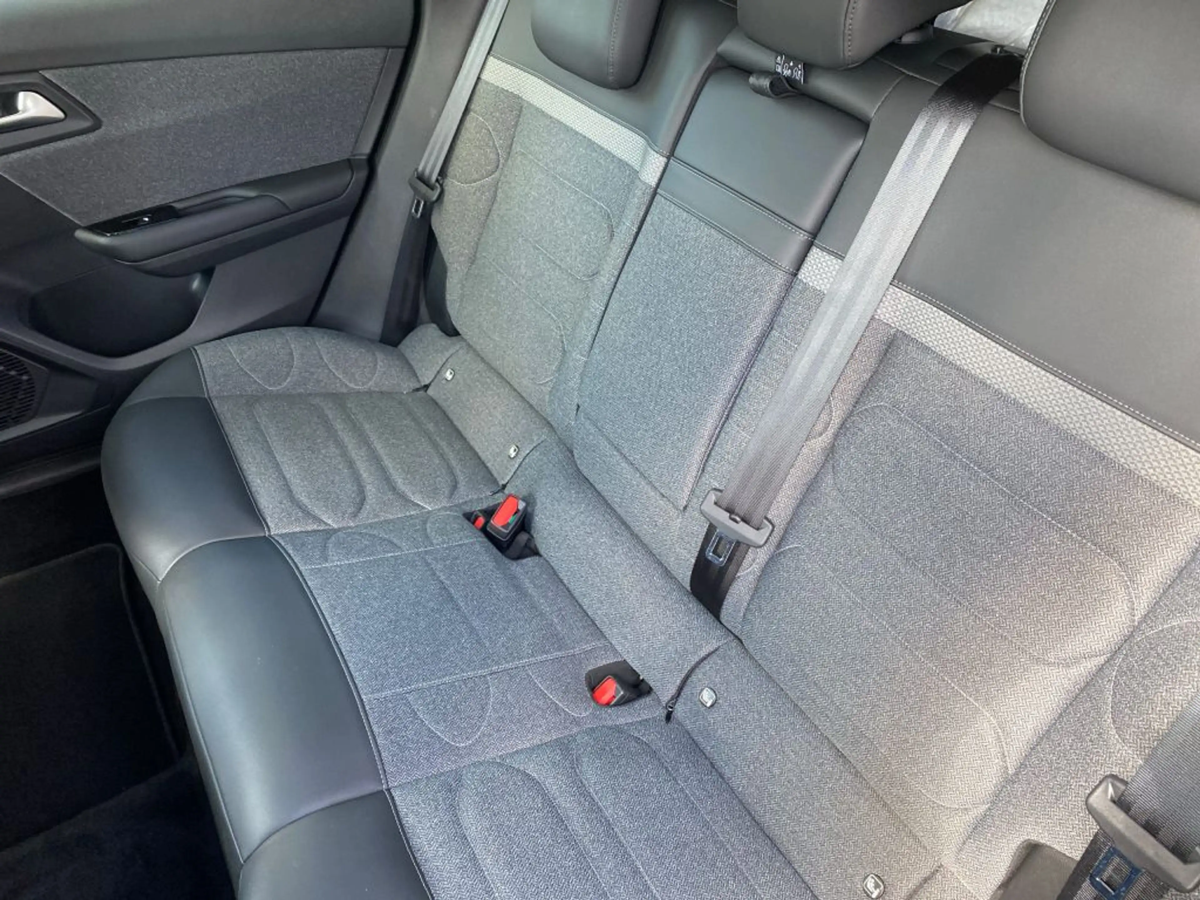 Citroen C5 X C5 X 130 Automatik FEEL PACK *ACC*Navi*19Zoll — photo 9