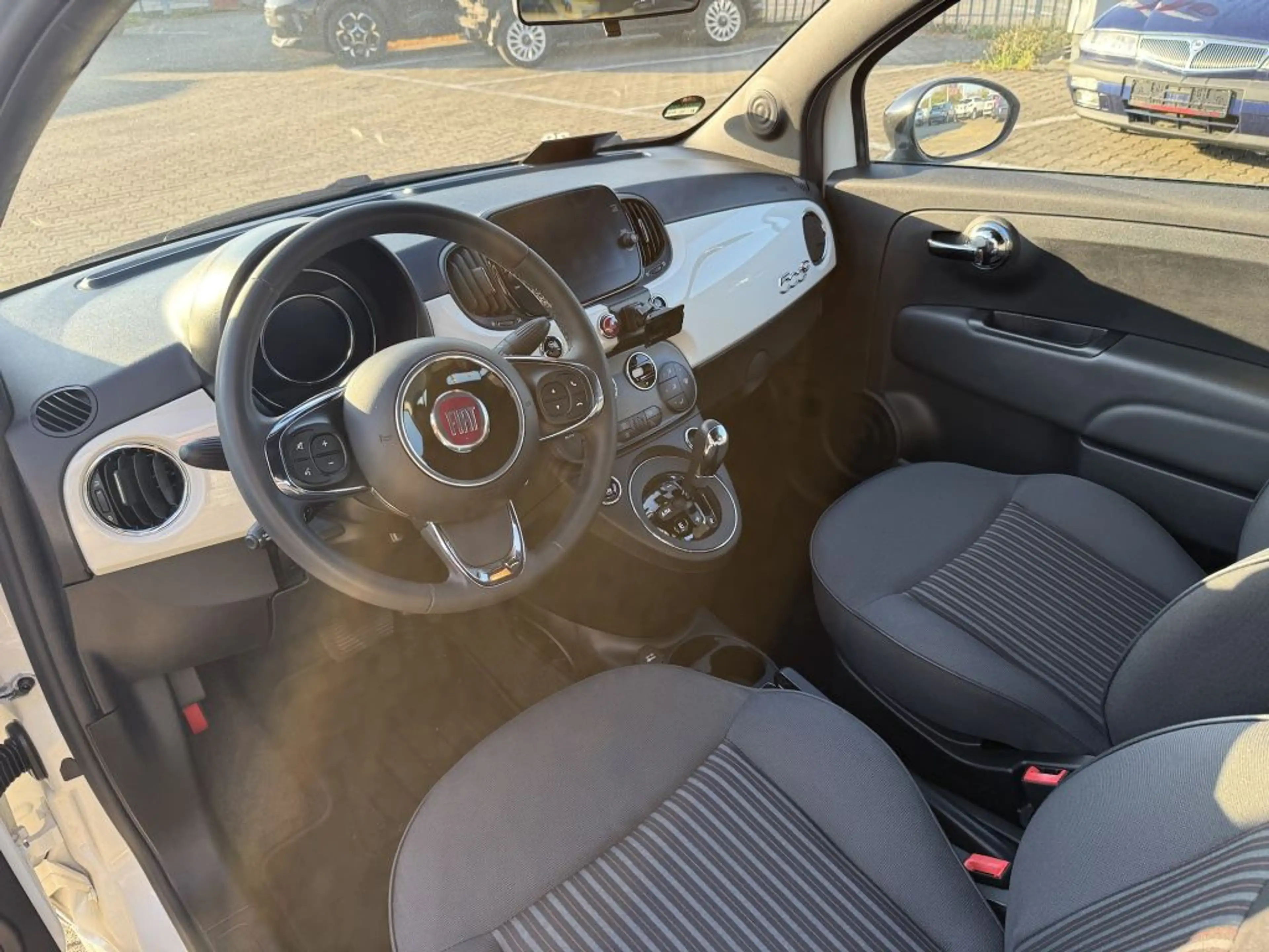Fiat 500 C 1.2 8V Dualogic Start&Stopp 120TH — photo 11