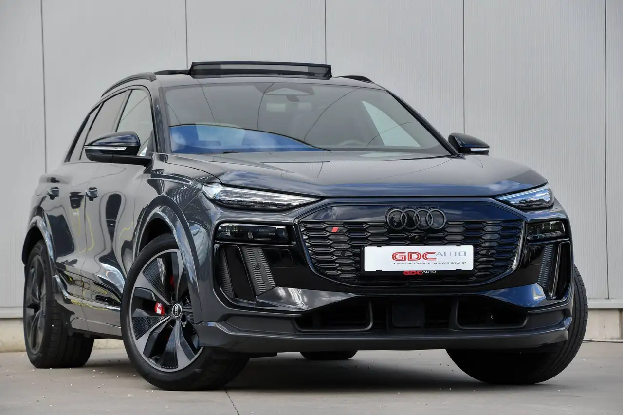 Audi SQ6 e-tron