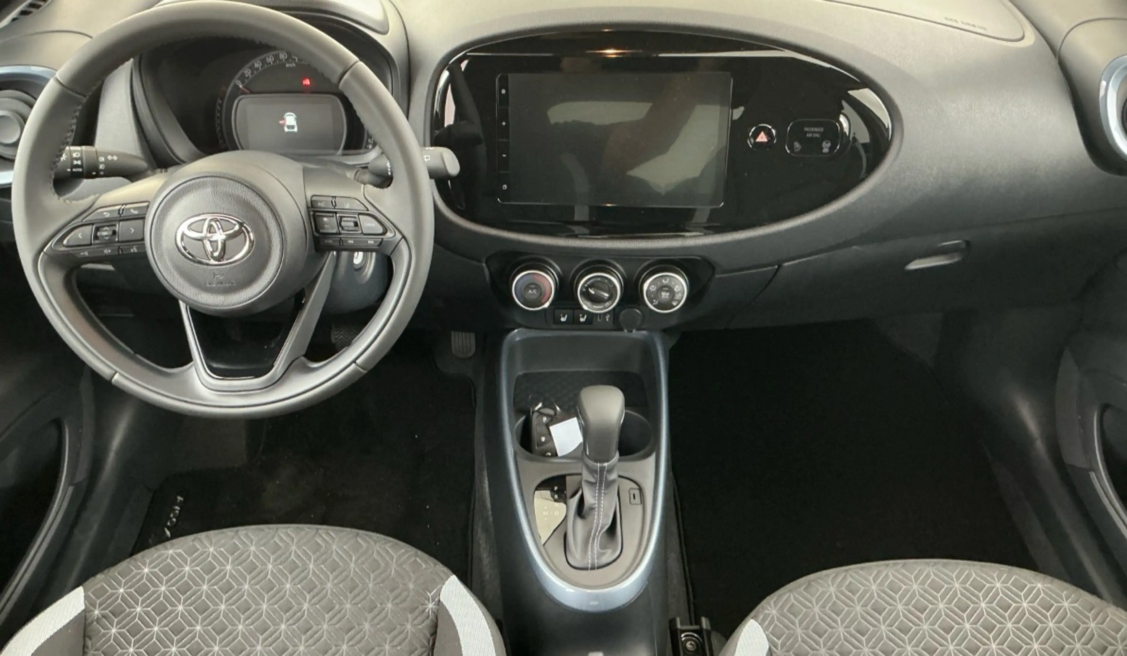 Toyota Aygo X 1.0 VVT-i S-CVT Pulse — photo 7